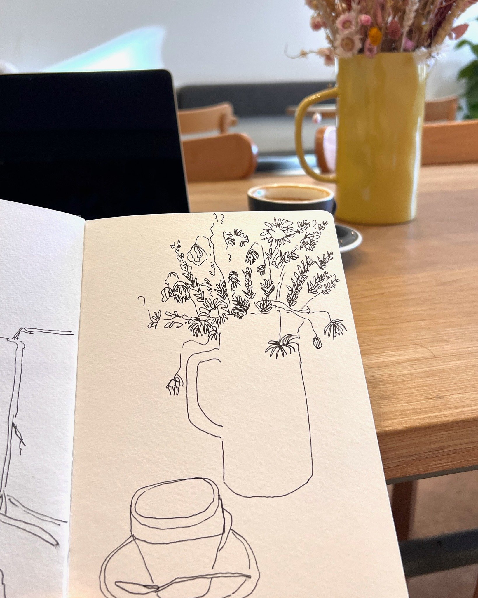 A million 2-minute tasks!

That's what my Monday morning has felt like. You know those 2-minute tasks that end up at the bottom of your to-do list:

🟢 Pay this person
🟢 Reply to that email
🟢 Complete this form
🟢 Sign up for this thing

Not the mo