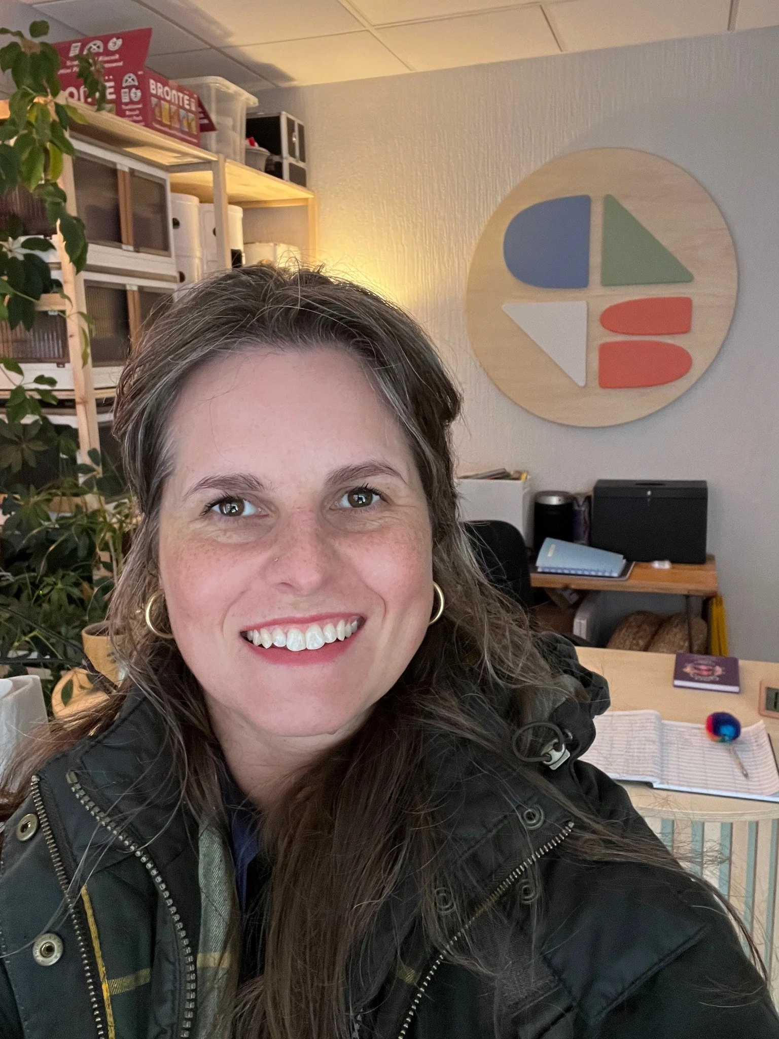 Today I received this beautiful bunch of flowers from a client with whom I&rsquo;ve been working for the past 9 months. She knows me so well. 😊

Today was her final session and we were both a bit emotional by the end. She told me: &lsquo;I feel like