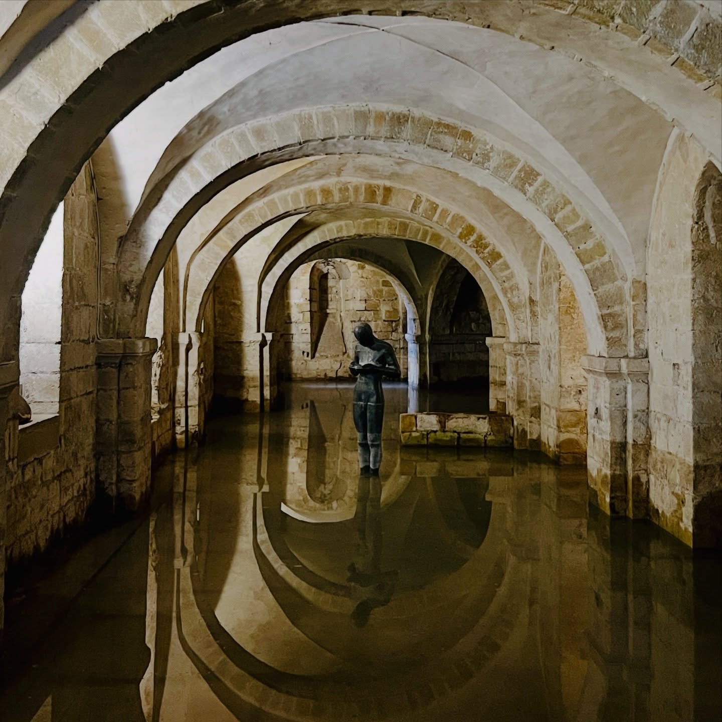 My first time in Winchester and there were echos of Oxford everywhere. Thanks to my excellent colleague Guy Collins, we covered a huge amount of ground in one day. My favourites: the elegant and quietly dynamic new Jane Austen statue, and the jaw-dro