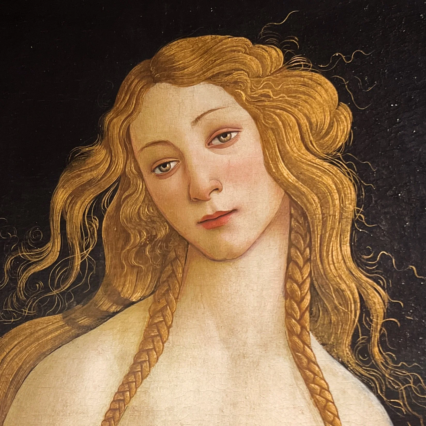 Oh my goddess! 

I really enjoyed the new @ashmoleanmuseum Aphrodite exhibition. It&rsquo;s a feast of the divine feminine. 

Many of the objects on display are astonishingly old, and what a privilege to be able to pop in and gaze at Botticelli&rsquo