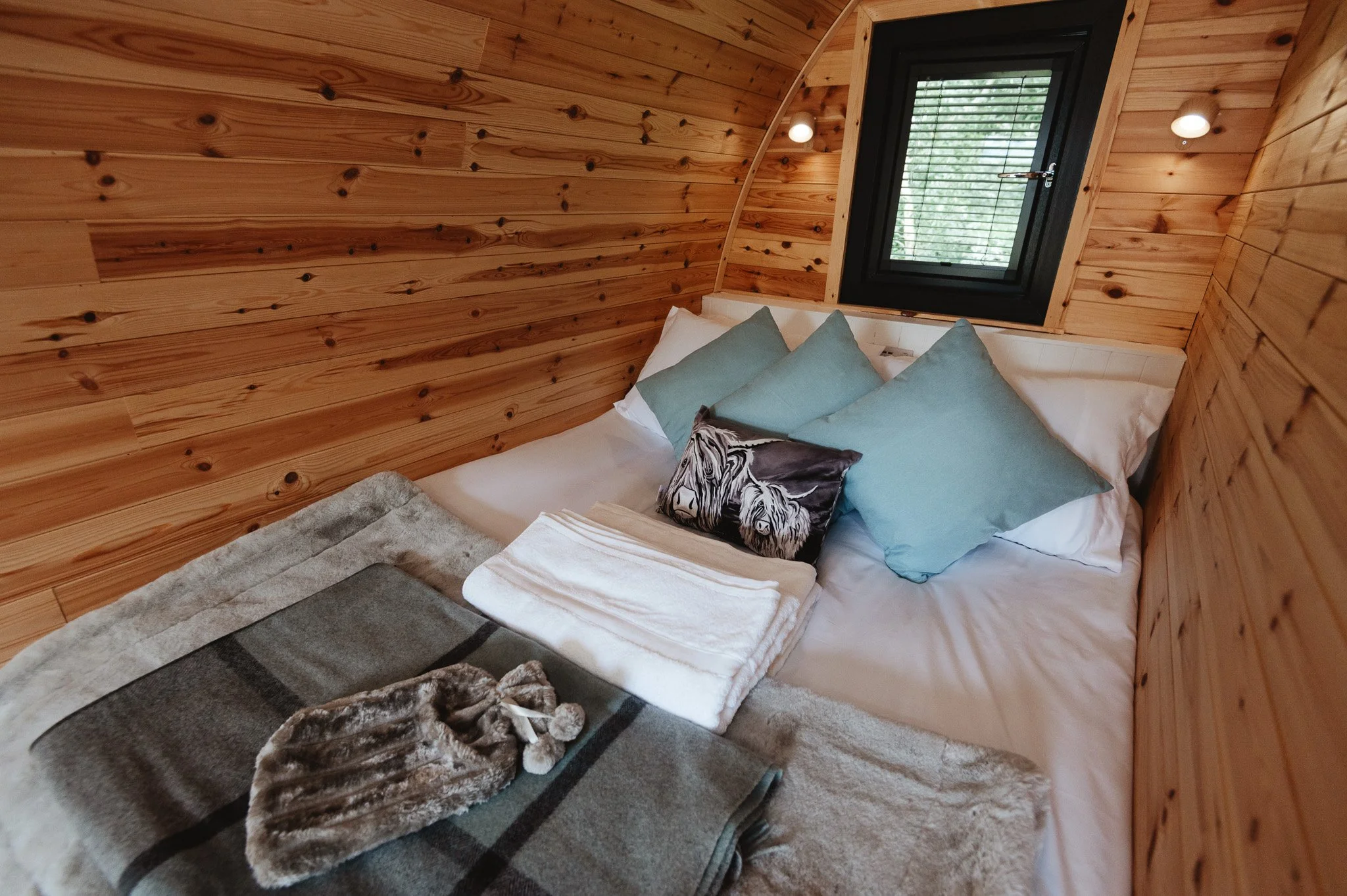 Holmbyre_Glamping_Pods-82.jpg