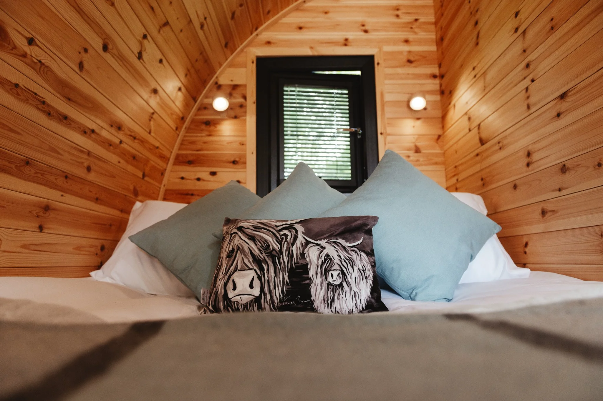 Holmbyre_Glamping_Pods-84.jpg