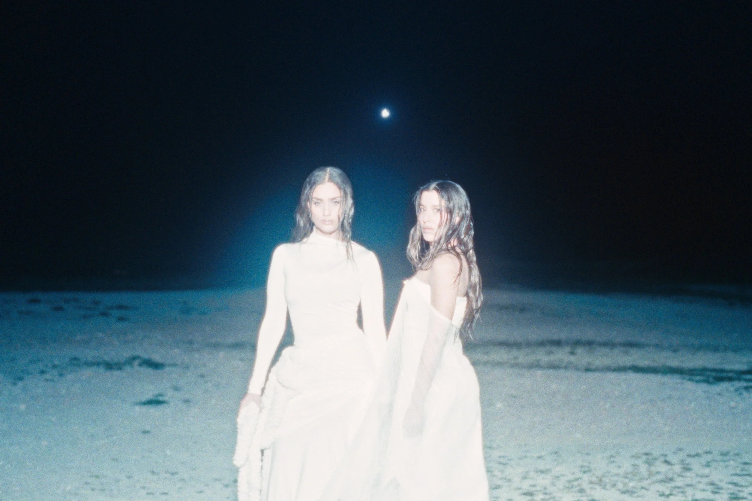 Zeyne & Marina Satti - At'i   (music video)