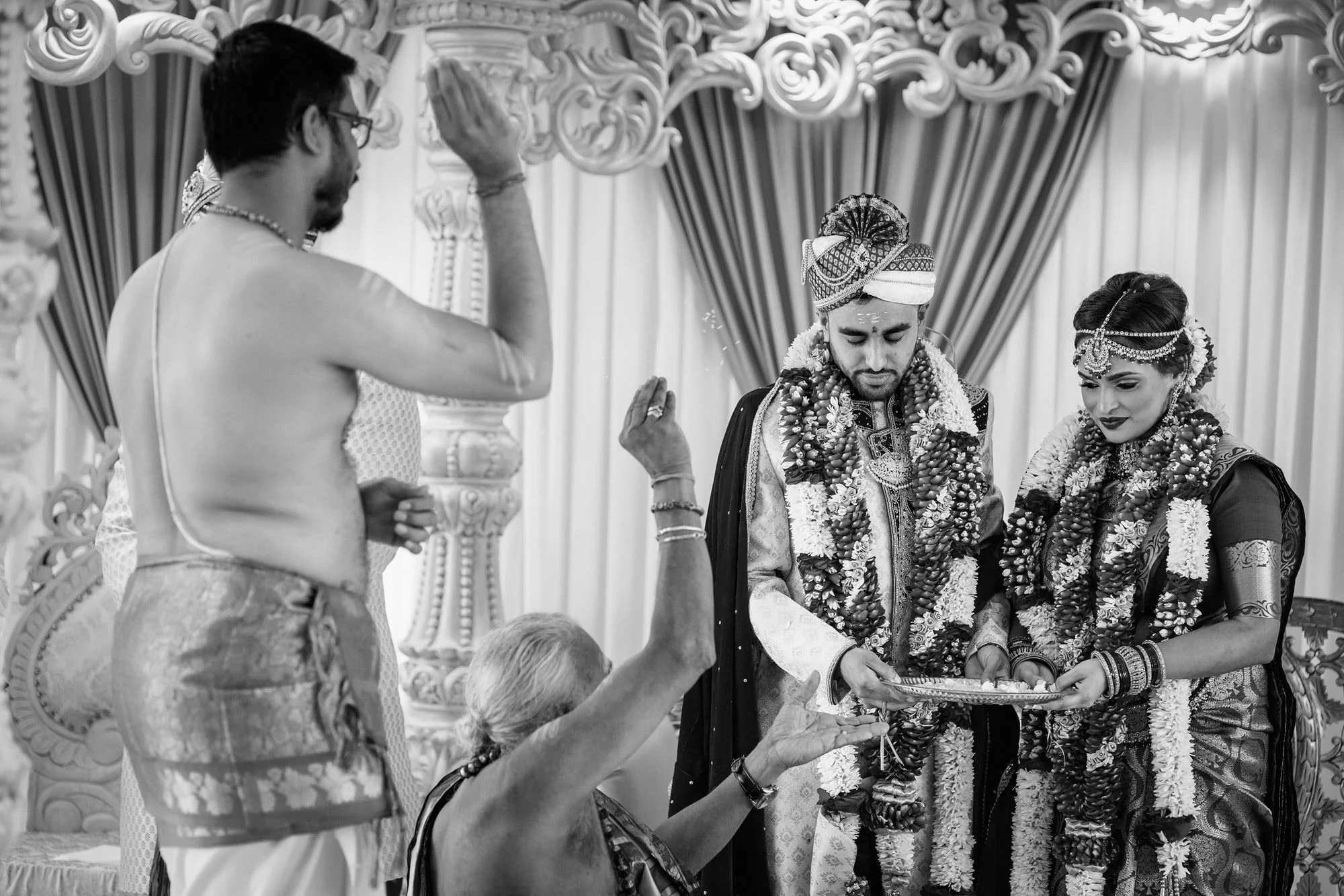 london-tamil-hindu-wedding-photographer257.JPG