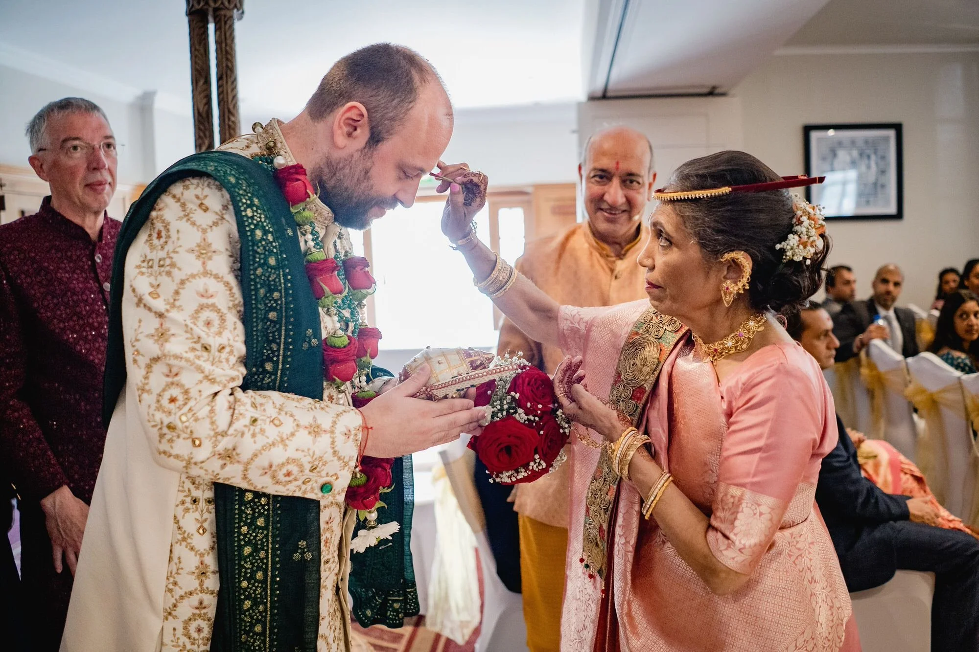 surrey-tamil-asian-hindu-wedding-photographer337.JPG