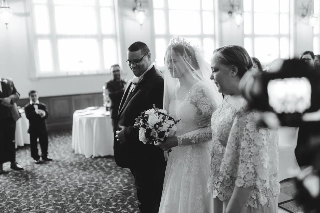 GloChristian_Wedding_Blog_022.jpg