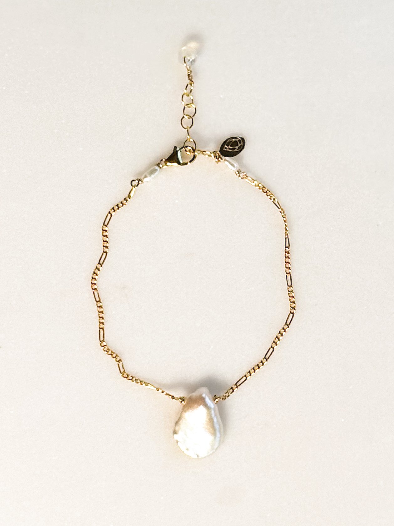 VANILLA ORCHID Bracelet Keishi Pearl