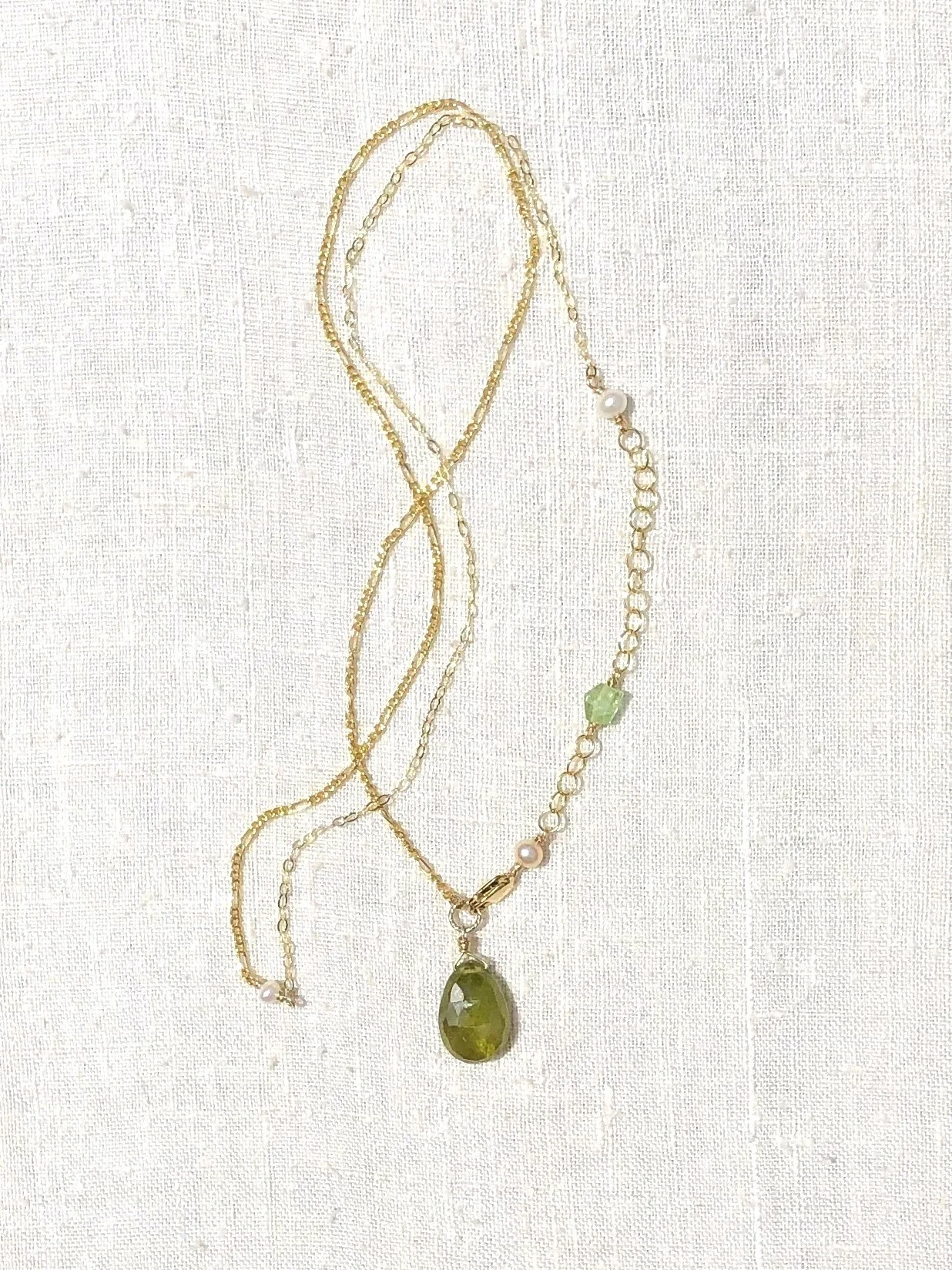 SEAGRASS Necklace Prehnite