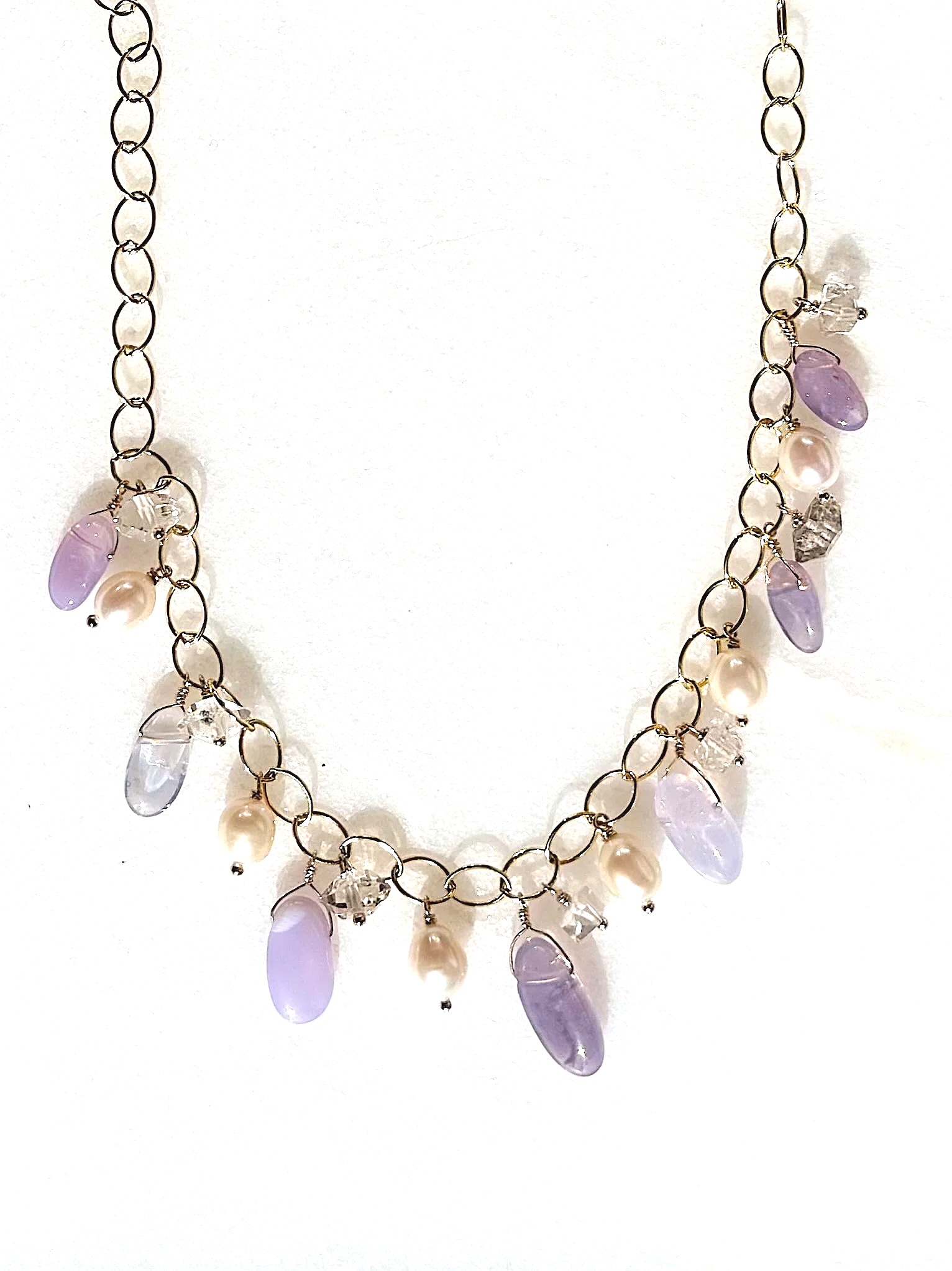 PASSION FLOWER Necklace Chalcedony