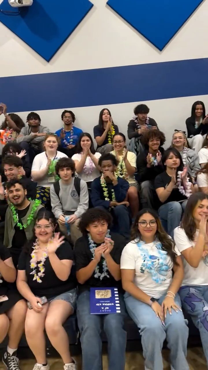 C/O 2025 🐻 last day of school after 13 years!!!! @global.schools.hs