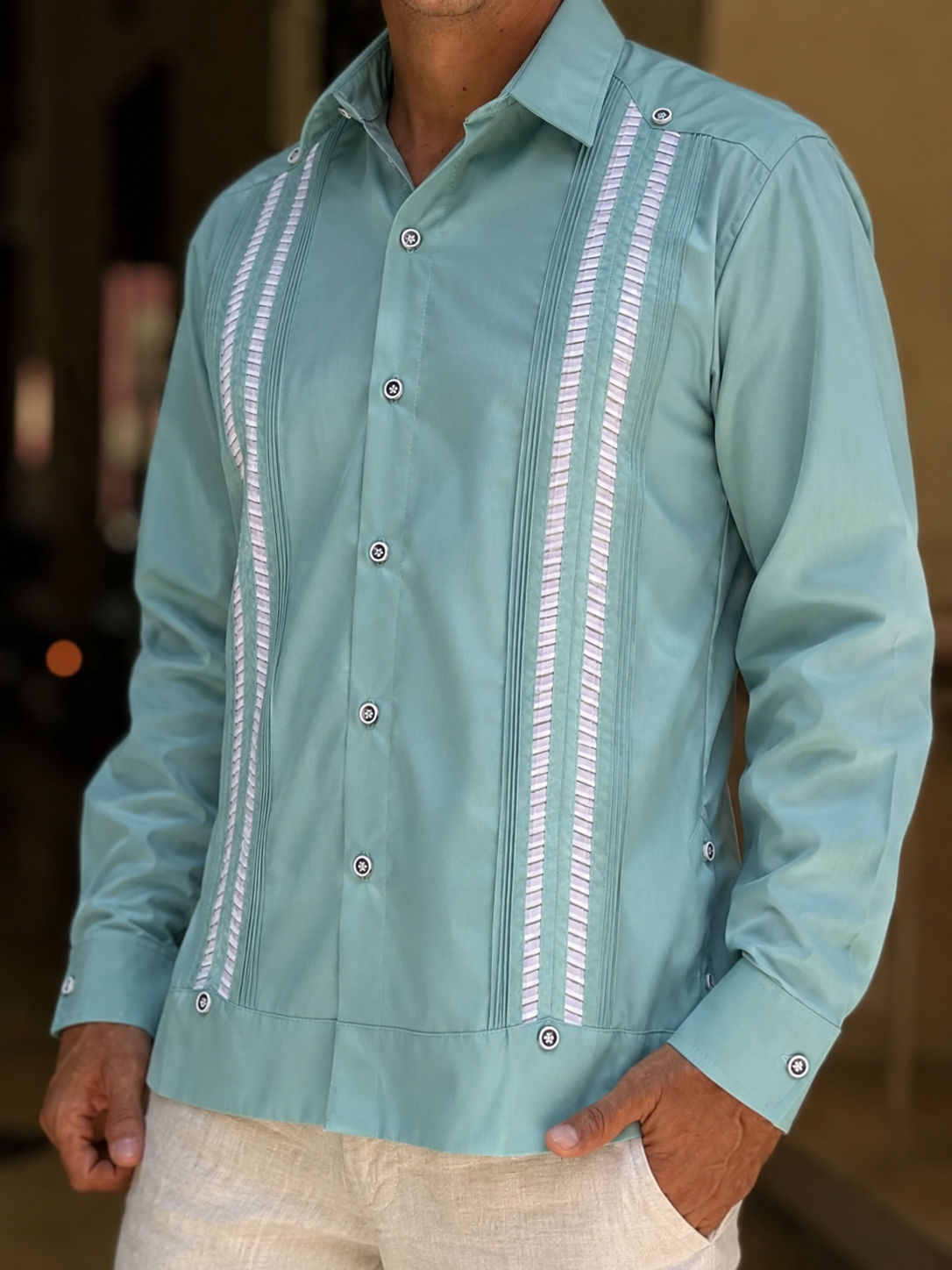 GUAYABERA PLUMILLA VERDE AGUA MANGA LARGA