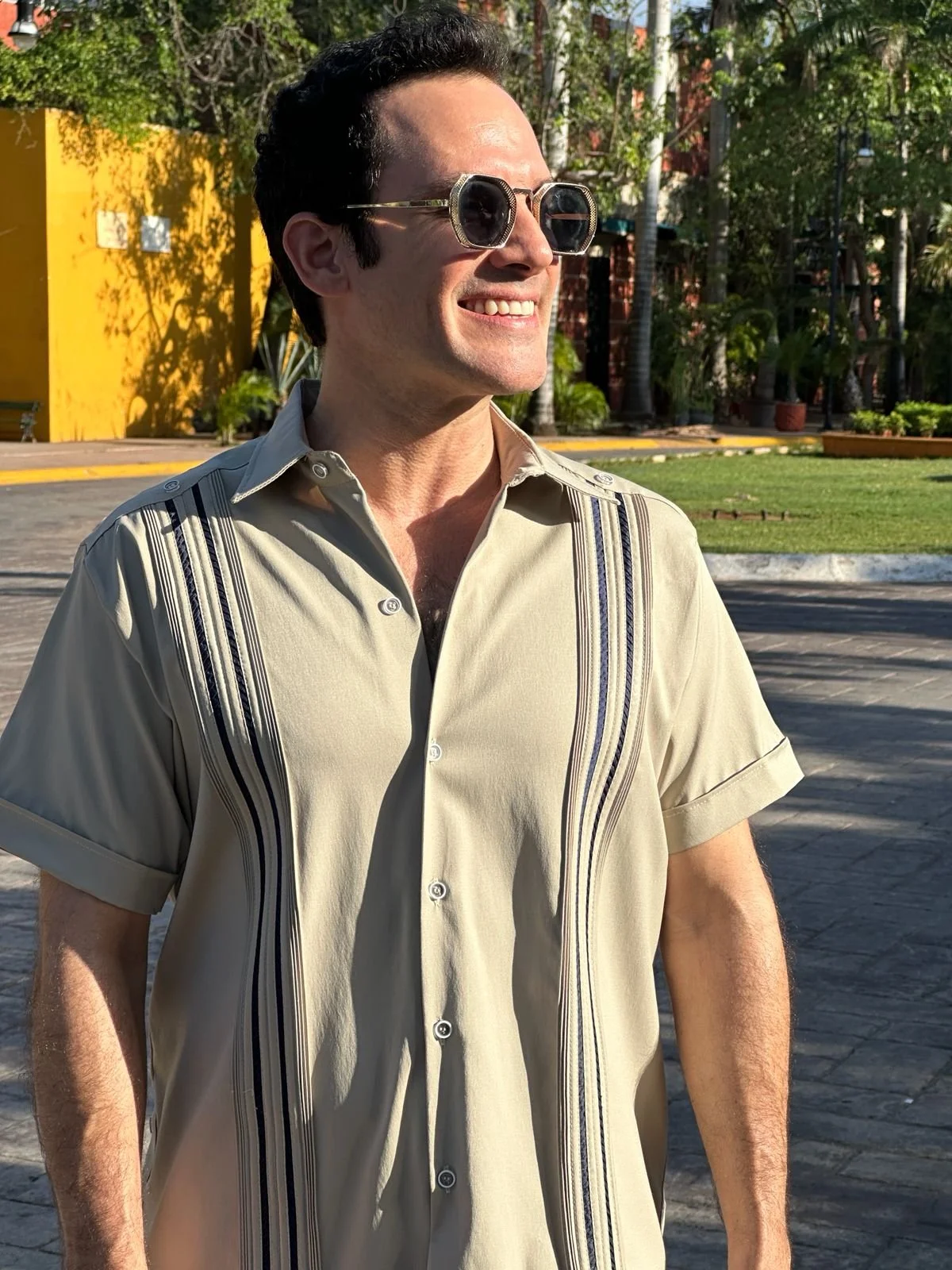 GUAYABERA PLUMILLAS DE BAMBÚ