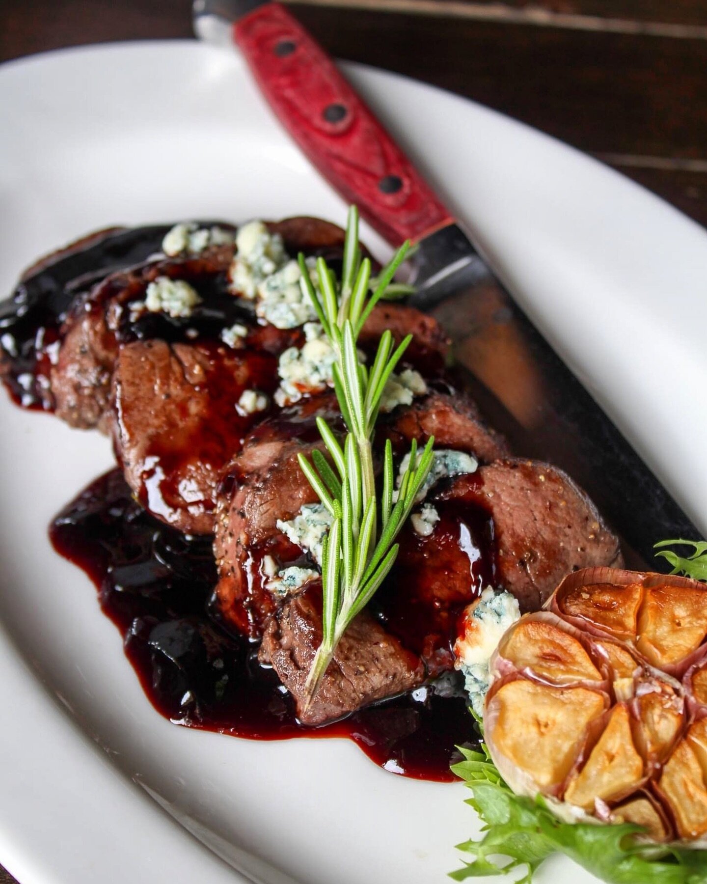 In the mood for Wapiti Elk tenderloin slow cooked sous vide then sliced into medallions and seared? Then topped with a house-made blackberry and balsamic reduction and garnished with crumbled blue cheese? We know a place. 🔥

You can find us Downtown