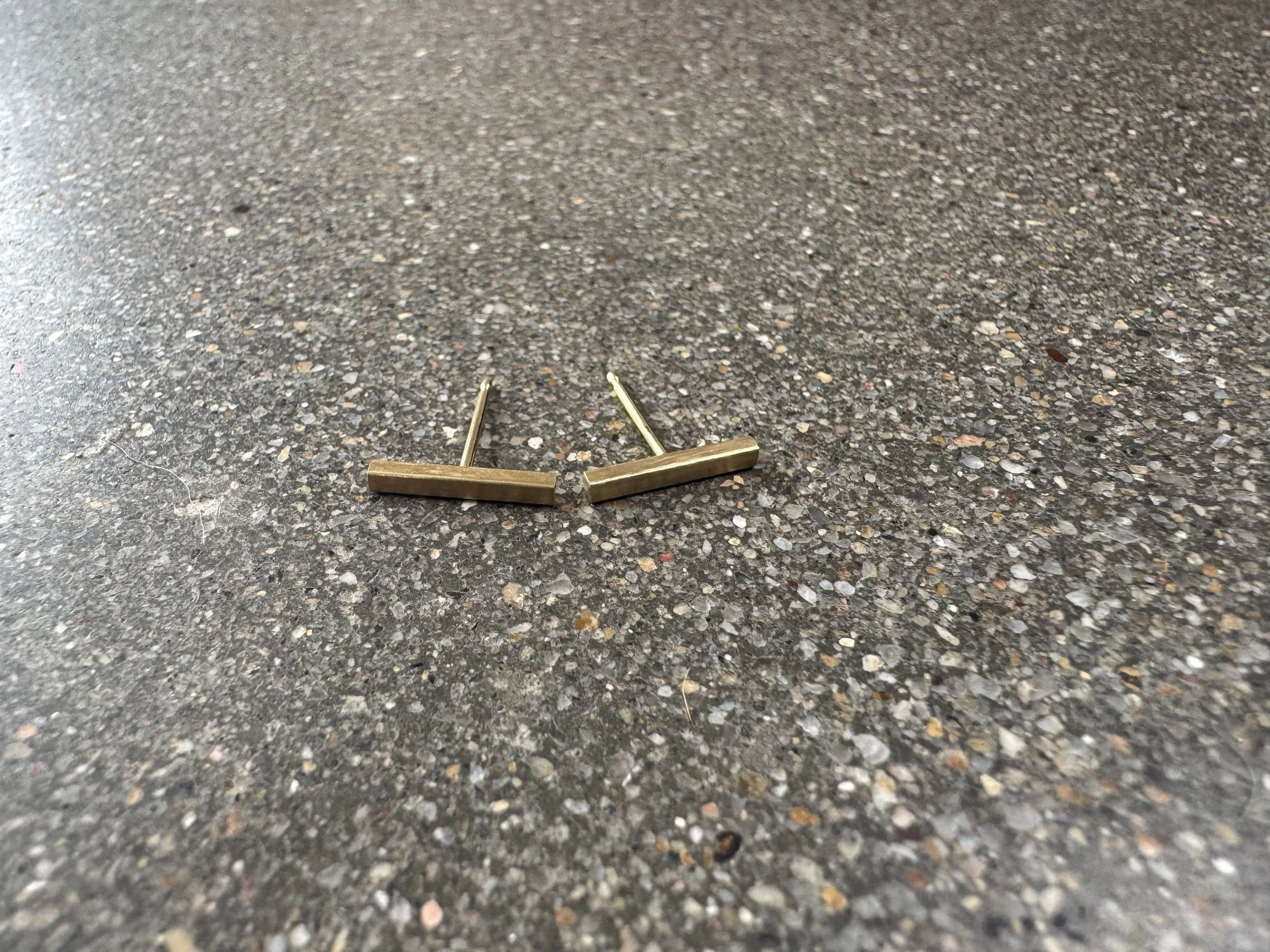 3D Small Bar Stud Earring