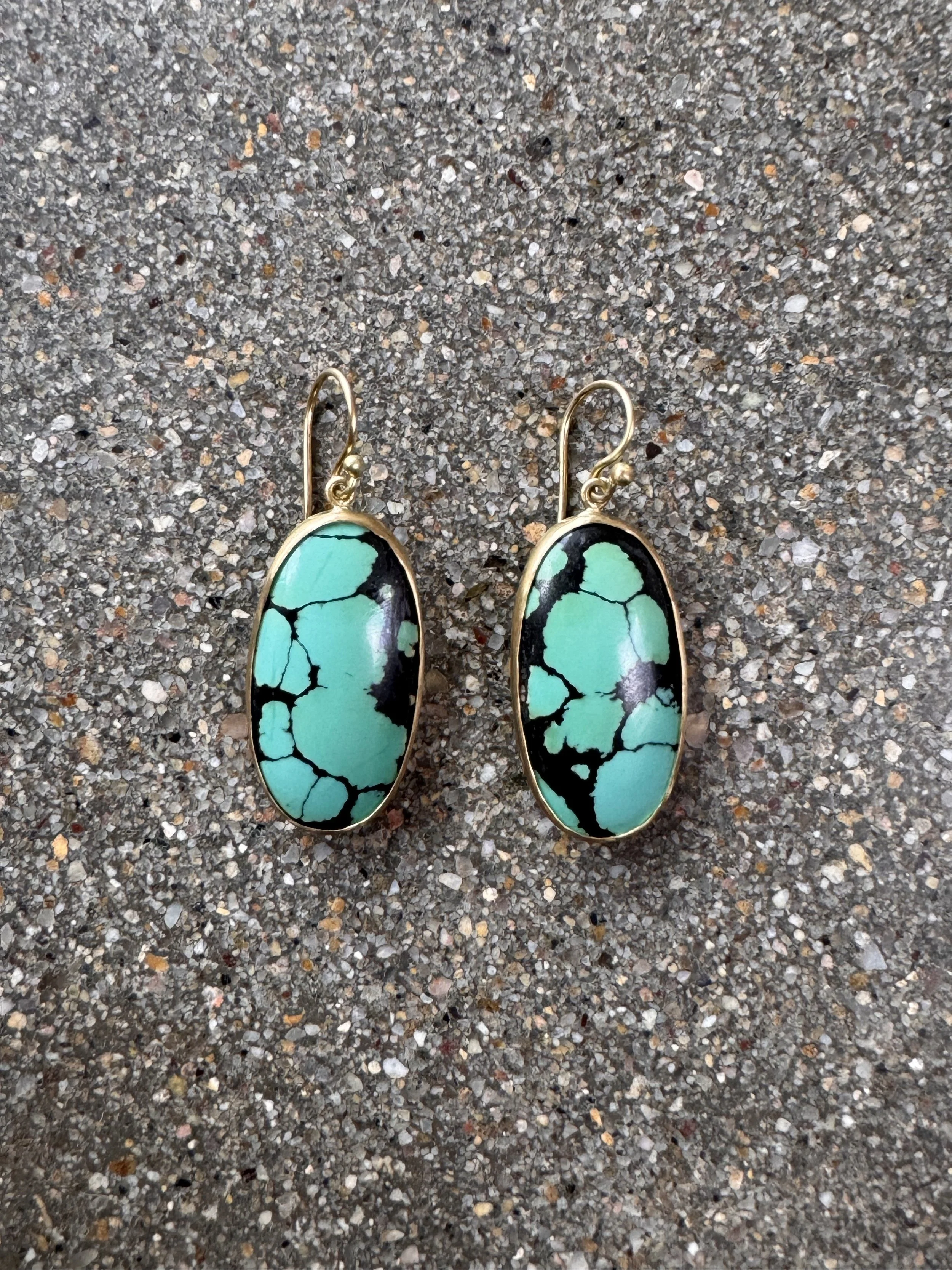 Huebi Turquoise Oval Earrings