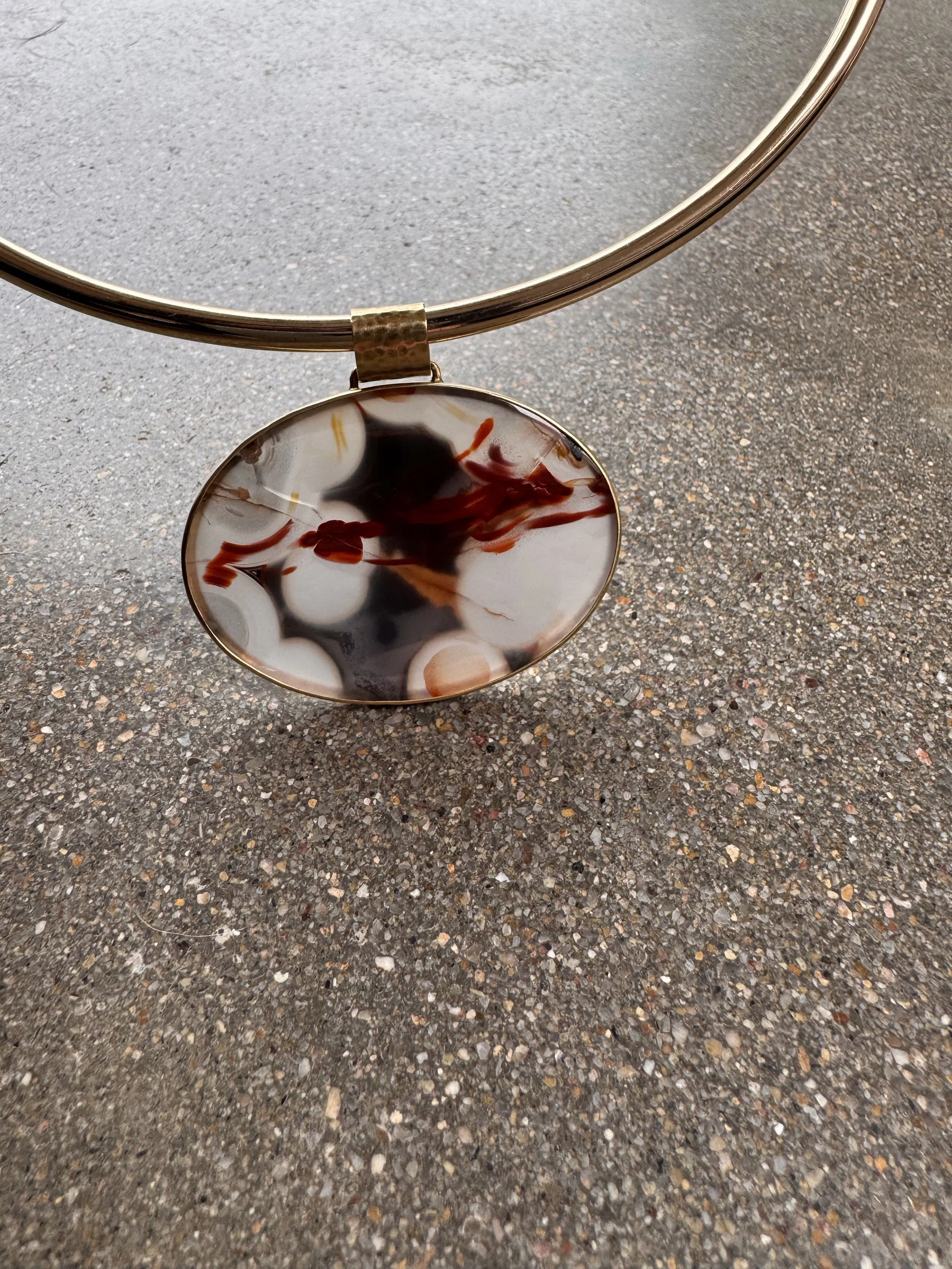 East - West Agate Pendant with Hammered 18k Yellow Gold Loop