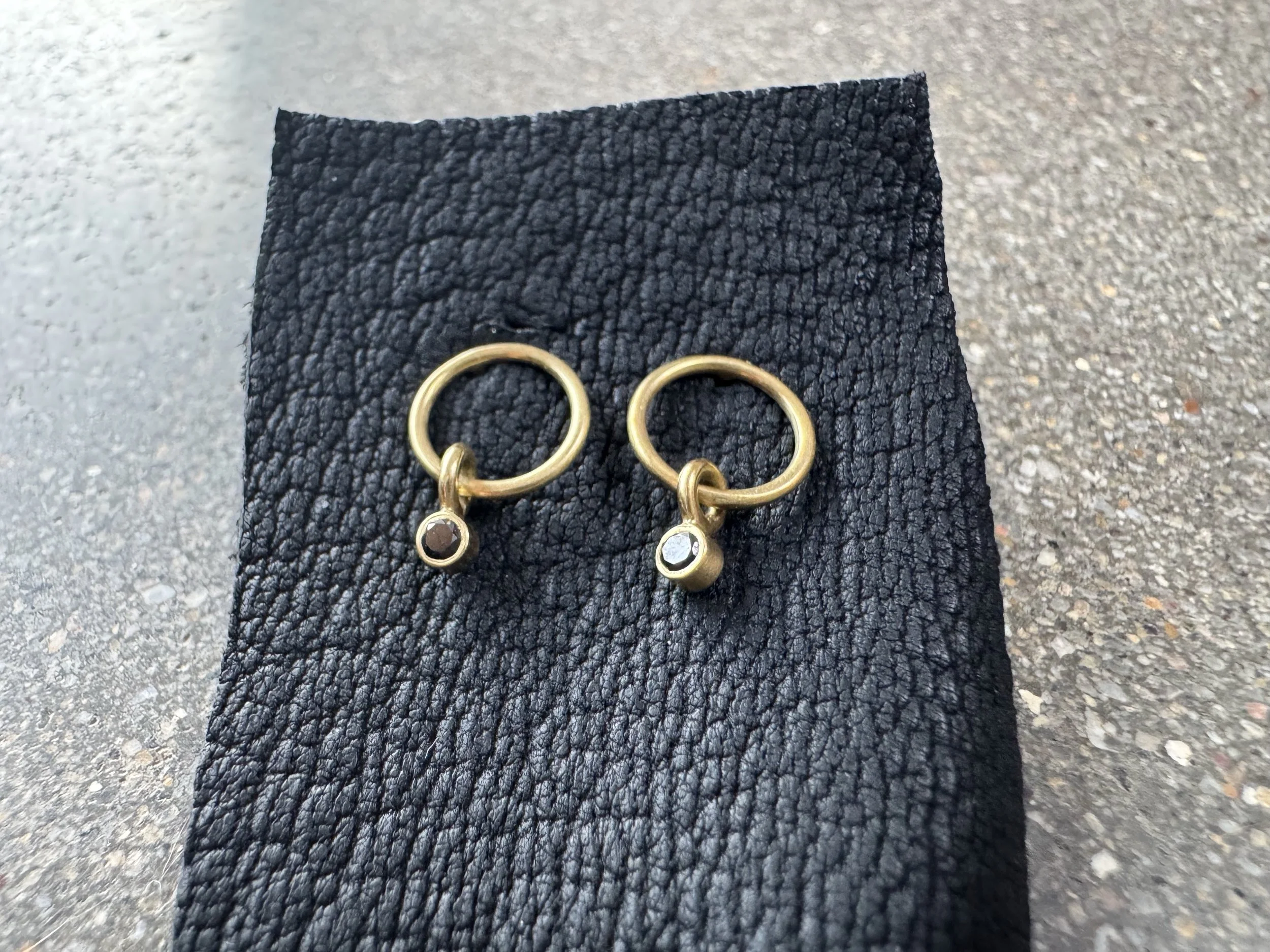 Circle with Black Diamond Dangle Stud Earrings