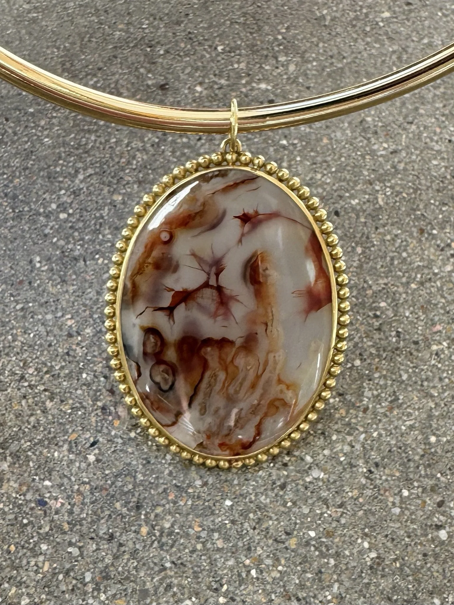 Agate Pendant with 18k Gold Beaded Bezel