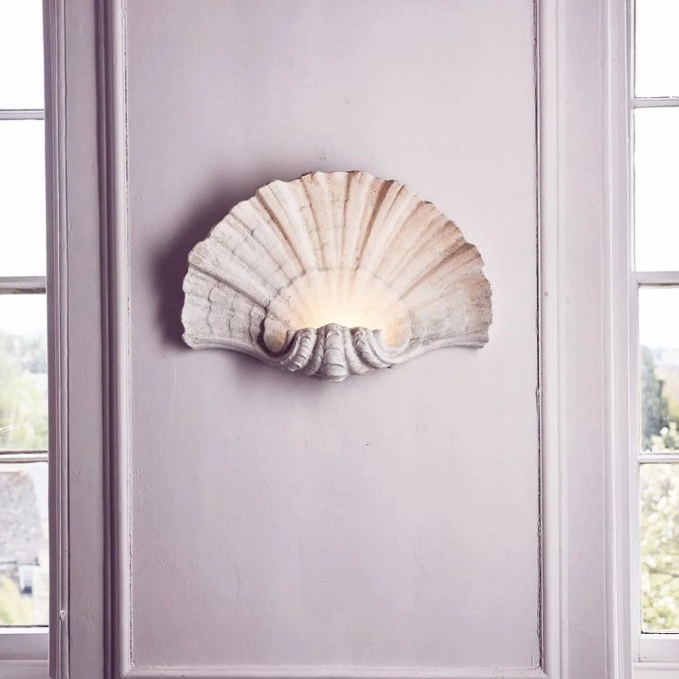 KNOF Stunning Moulding and Millwork