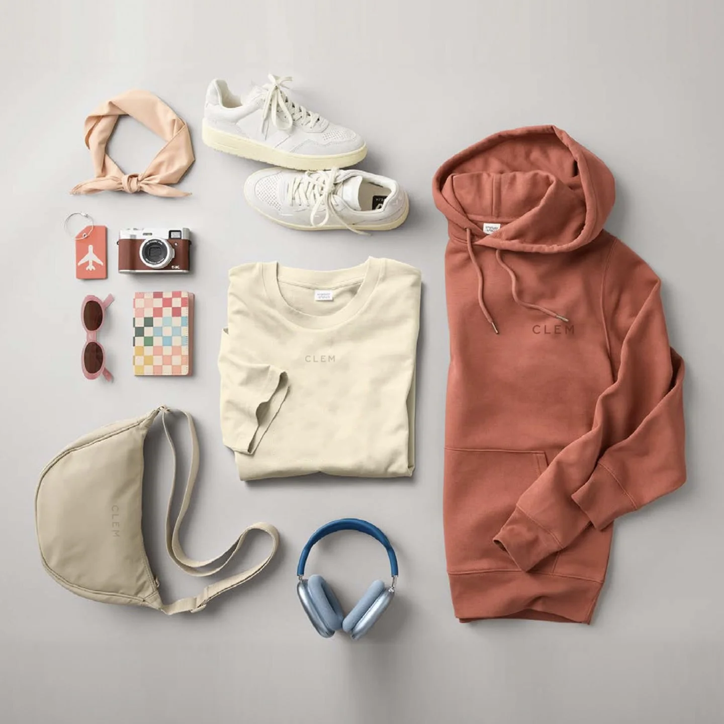 Destination fashion, defined.
Colors on the rise, heavyweight sweatshirts, and outfit inspiration designed to travel well, wherever you&rsquo;re headed in 2026.
Our Destination Fashion Lookbook is live ✨ Link in bio