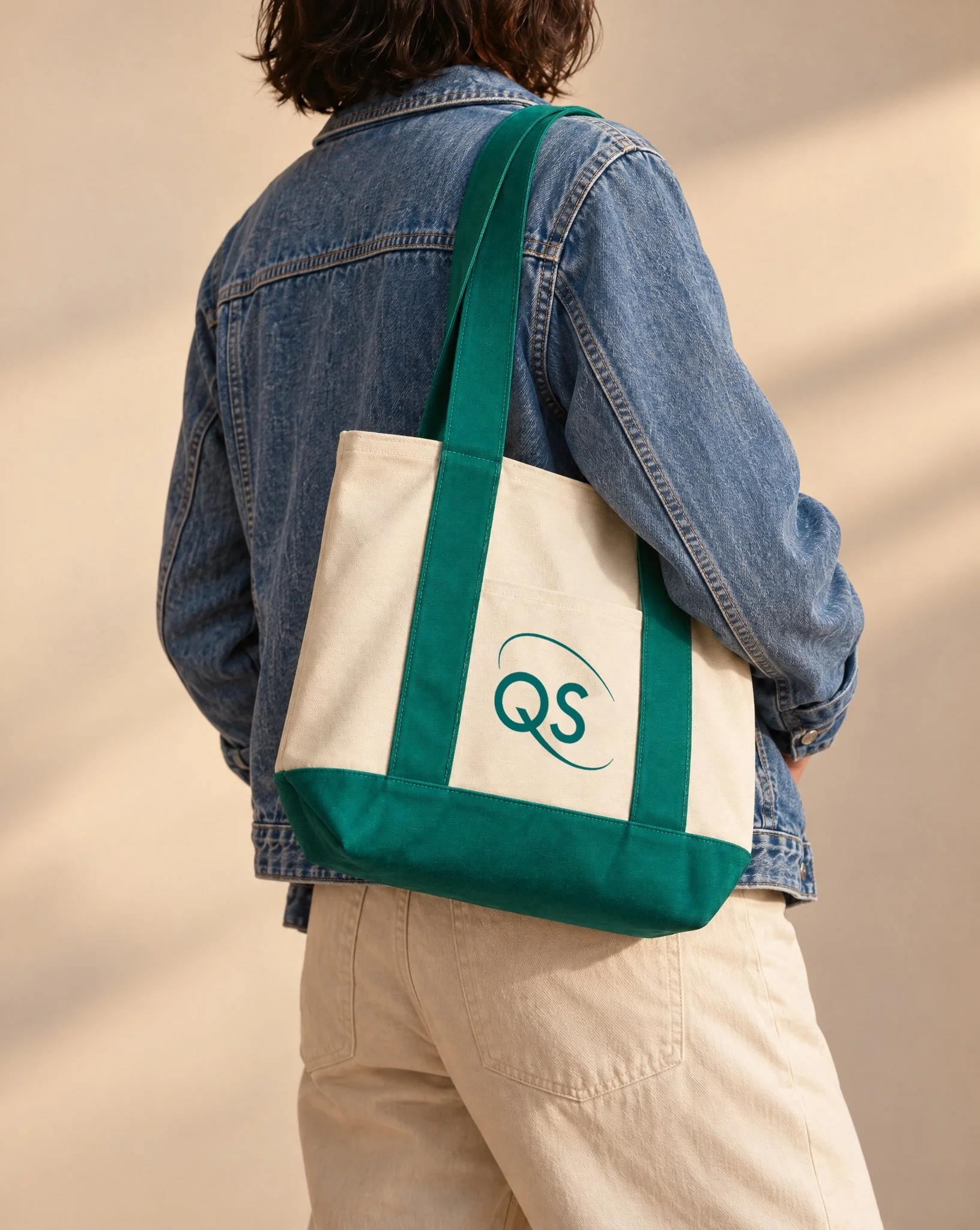 Small bag, big impact. Custom mini totes made for QuantumScape. 

#MadeByClementine #CreatedByClementine #MiniTote #CustomMiniTote