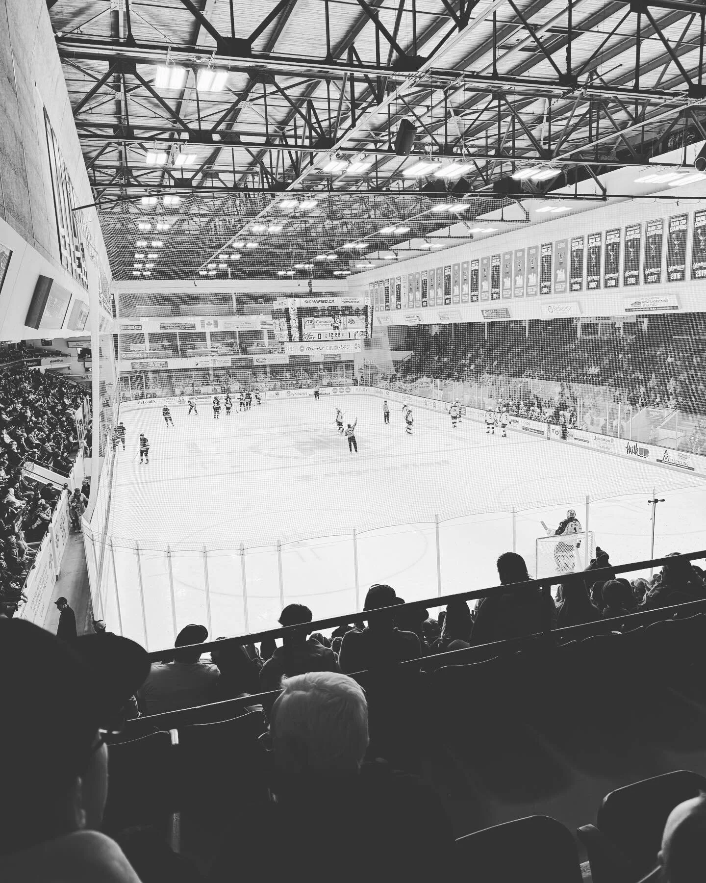 Great game Pete&rsquo;s&hellip;family night out and a skate  after the game on the ice