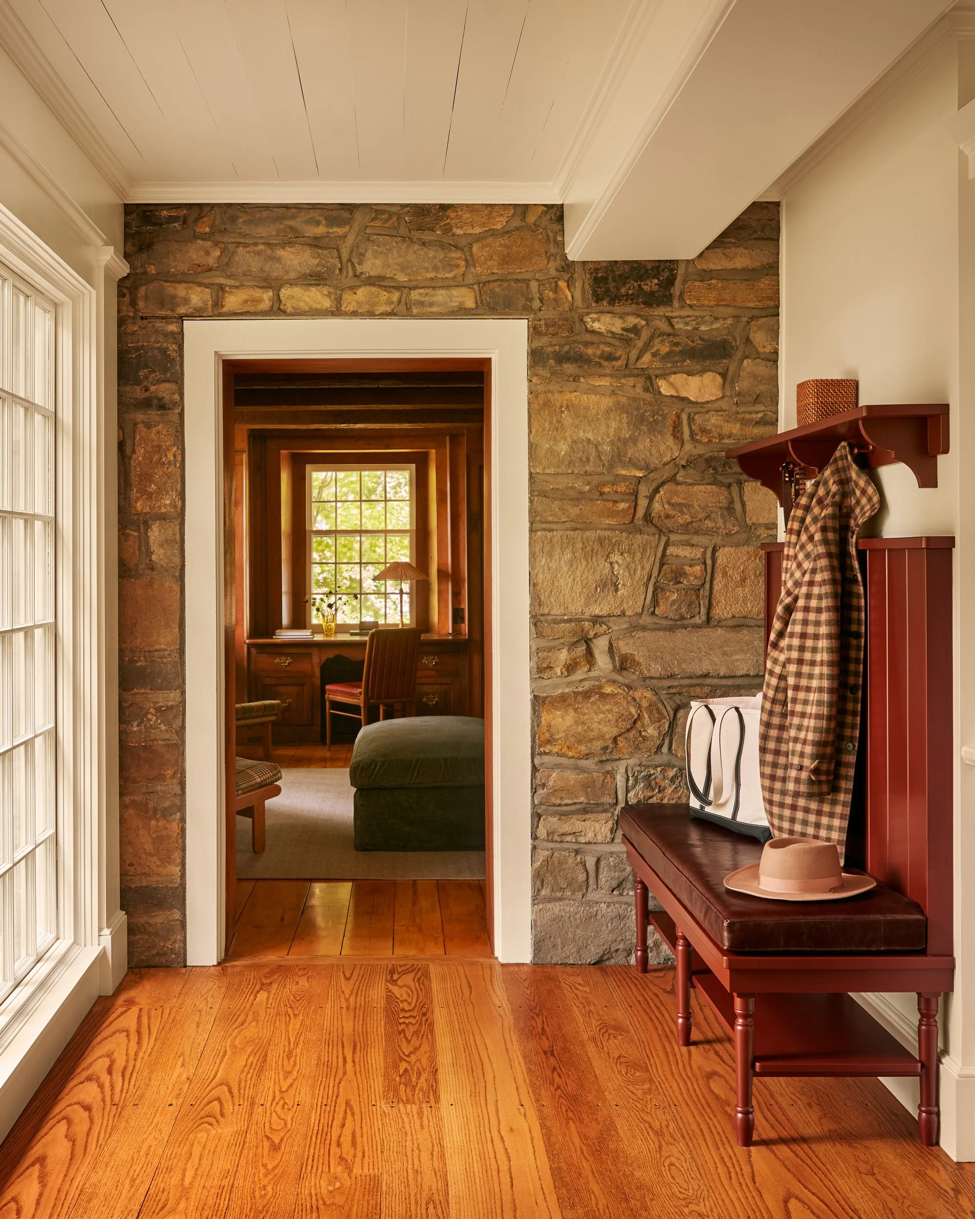 Entry Bench | Buck Road