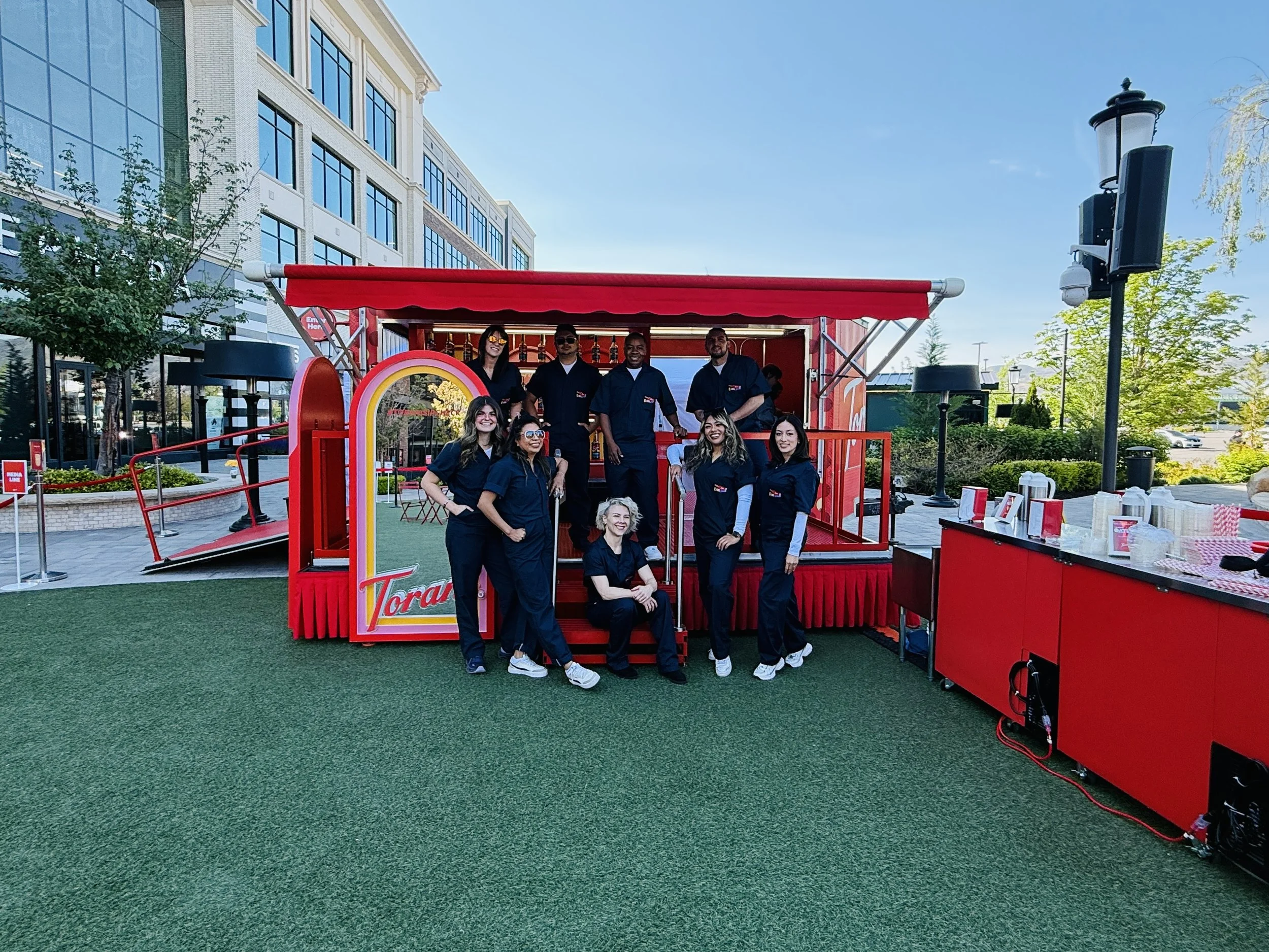 How Experiential Marketing Reduces Buying Hesitation
