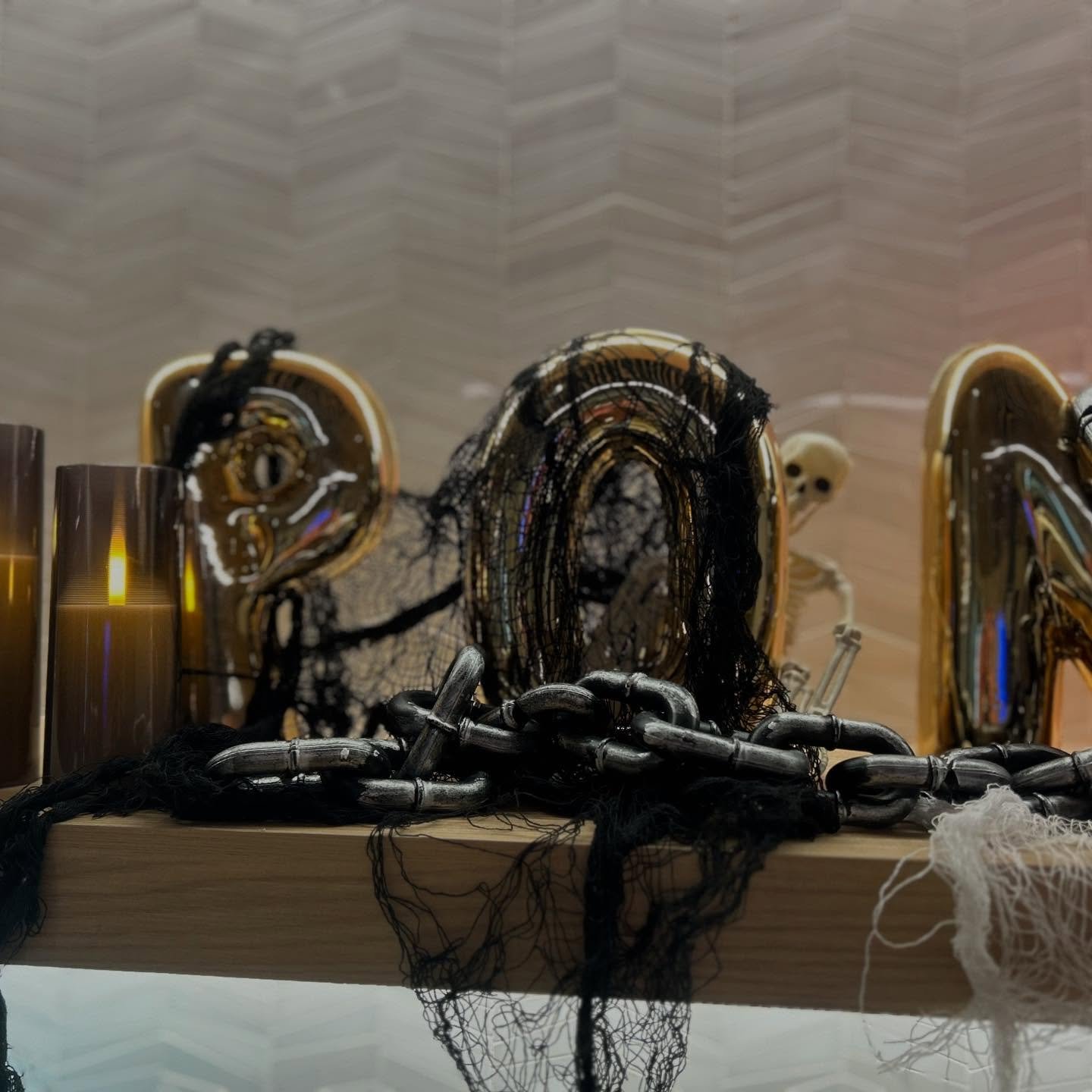 Last few deets at this 💀👻 Halloween office party! 🎃🍾🎈🎉

#spookydecor #nyceventdecor #corporateeventsnyc #tristateeventdecor #nyceventstylist