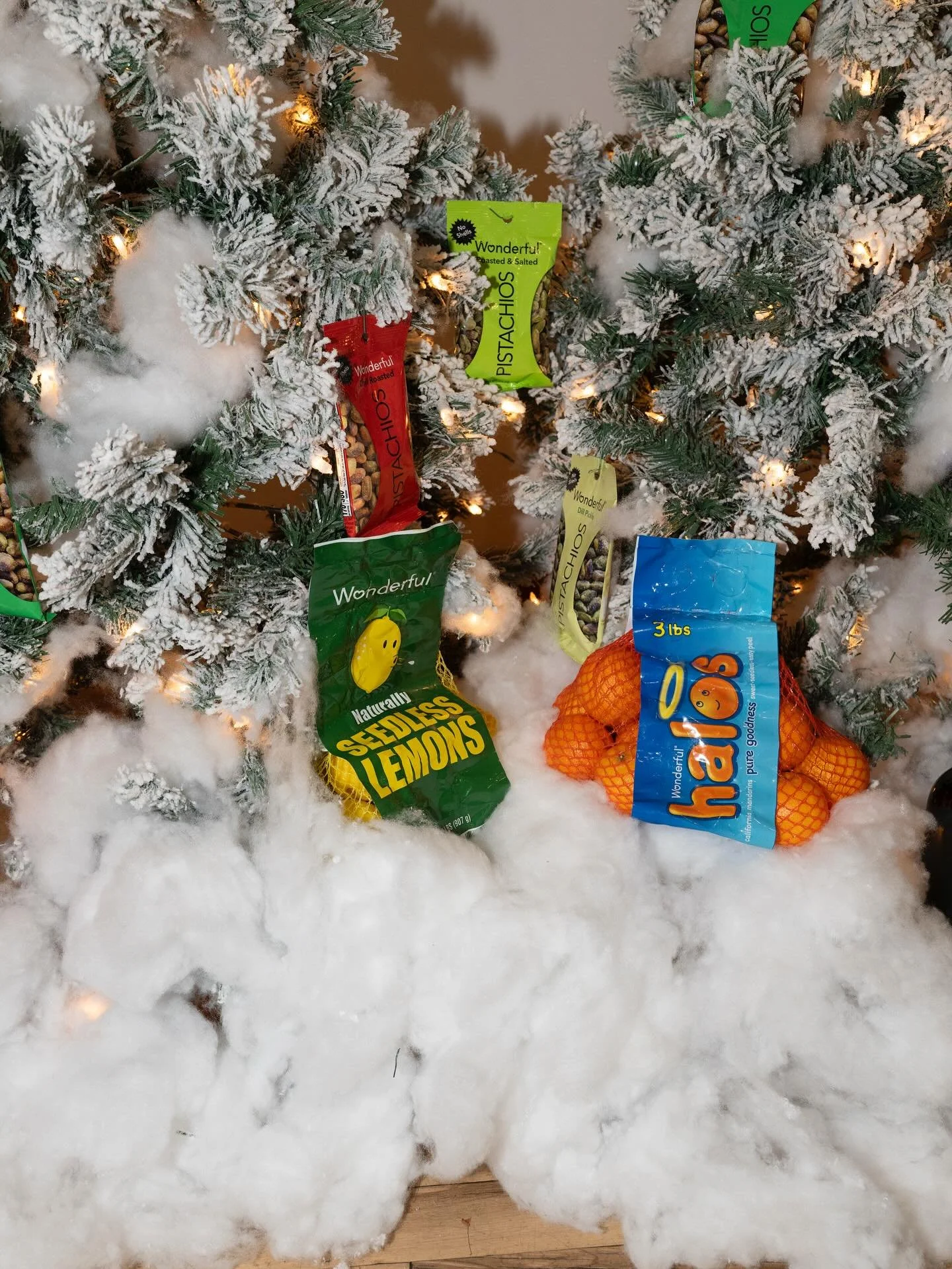 Some of our favorite details from the Winter Wonderland install we created for @thewonderfulcompany &lsquo;s holiday celebration! ❄️🎄

Also&hellip; we can&rsquo;t get enough of all their amazing (and delicious!) products! 🤍😋
📷 @hannah.reiff 

#co