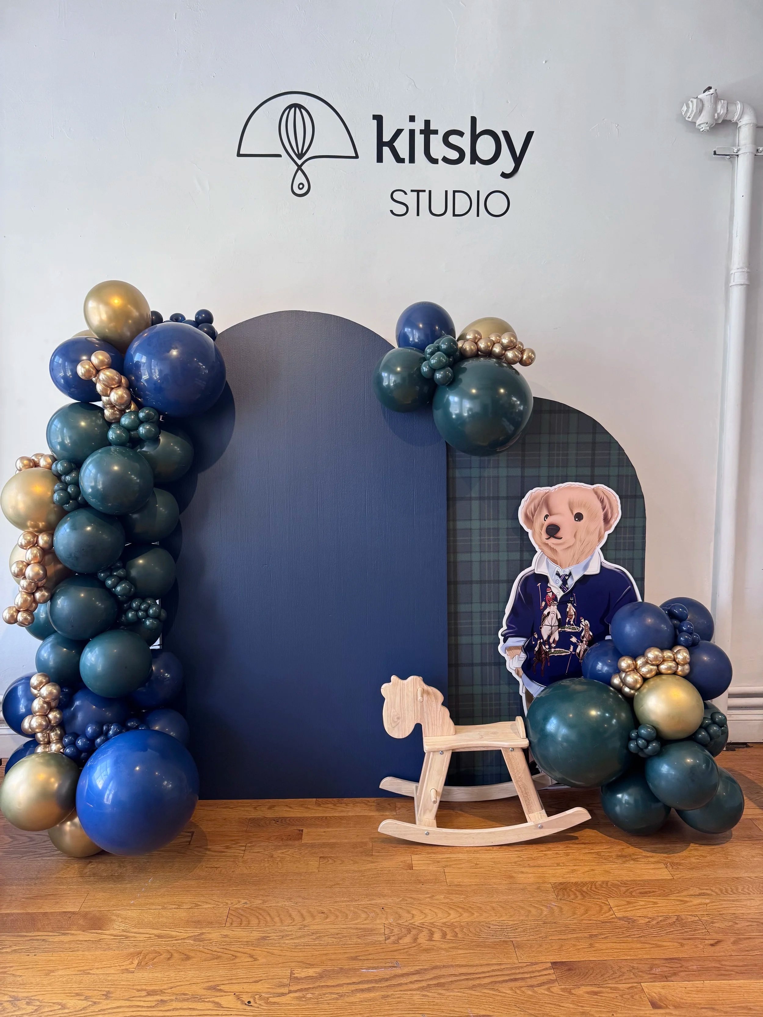 baby shower Ralph Lauren decorations