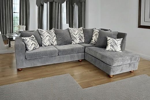 S305 Zander Sectional