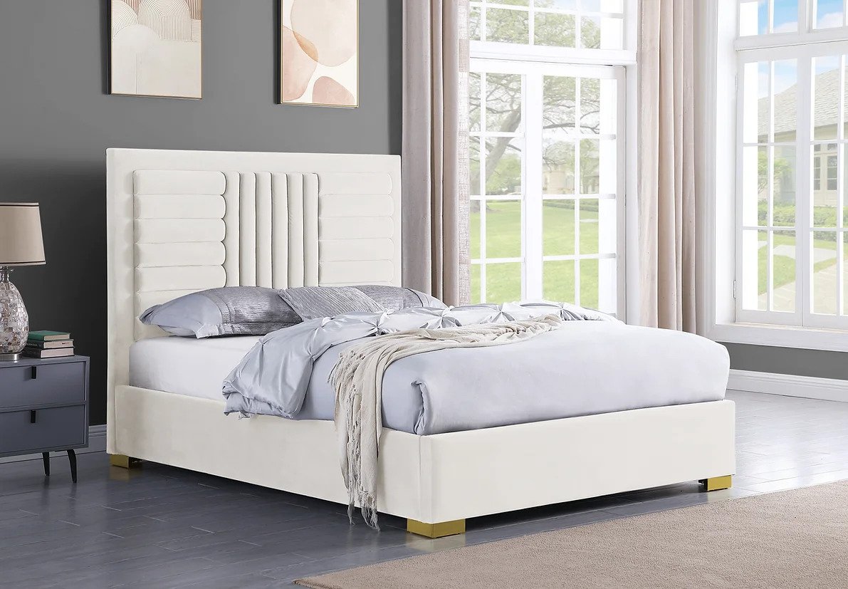 B820 Anita (Ivory)