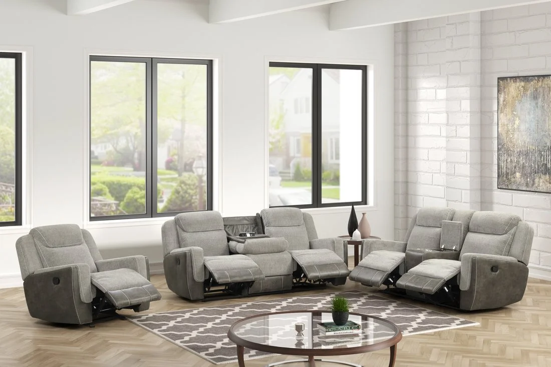 lisagray-set_orig.jpg