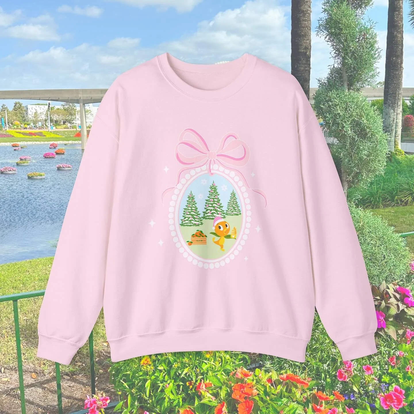 🎄🍊🎄 NEW Christmas orange bird tees and crews are here! Everyone&rsquo;s favorite bird is back with a new Christmas twist. Shop now and custom shirt color and style. 🍊🎄🍊