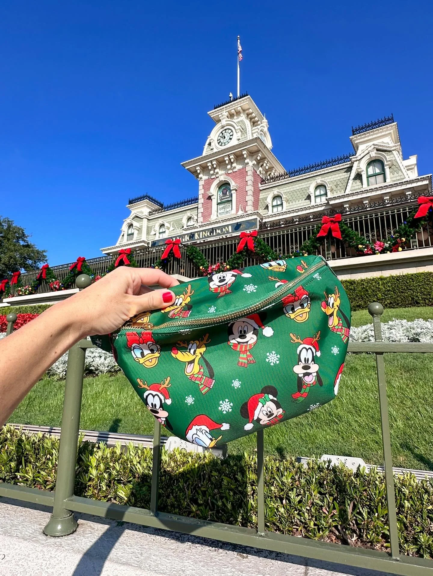 Happy Black Friday! Entire shop is buy 1, get 1 half off with code: BOGO today only. Plus shop crazy low doorbuster prices and get a free fanny pack with $150+ spend. Shop now! Ends after tonight.