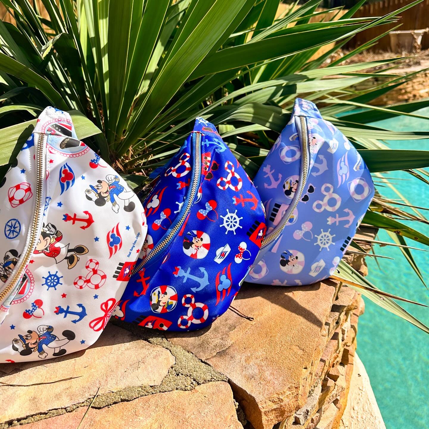 ✨✨ A new cruise print is here and this time, it&rsquo;s pink! These and soooop many other new cruise items will be available this Sunday both on our website and at The Happiest Market! So many items sold out quickly last time so I&rsquo;m bringing a 