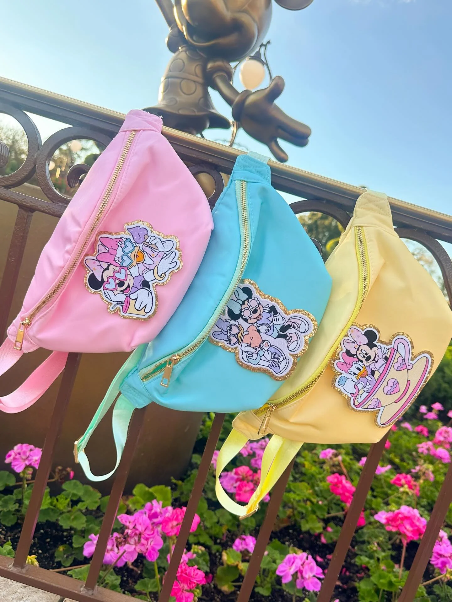 Continuing with new Spring themed items, new Minnie and Daisy Duck patches and patches fanny packs are coming to the shop tomorrow! I love these besties patches! Which one is your favorite? 🌸🌼