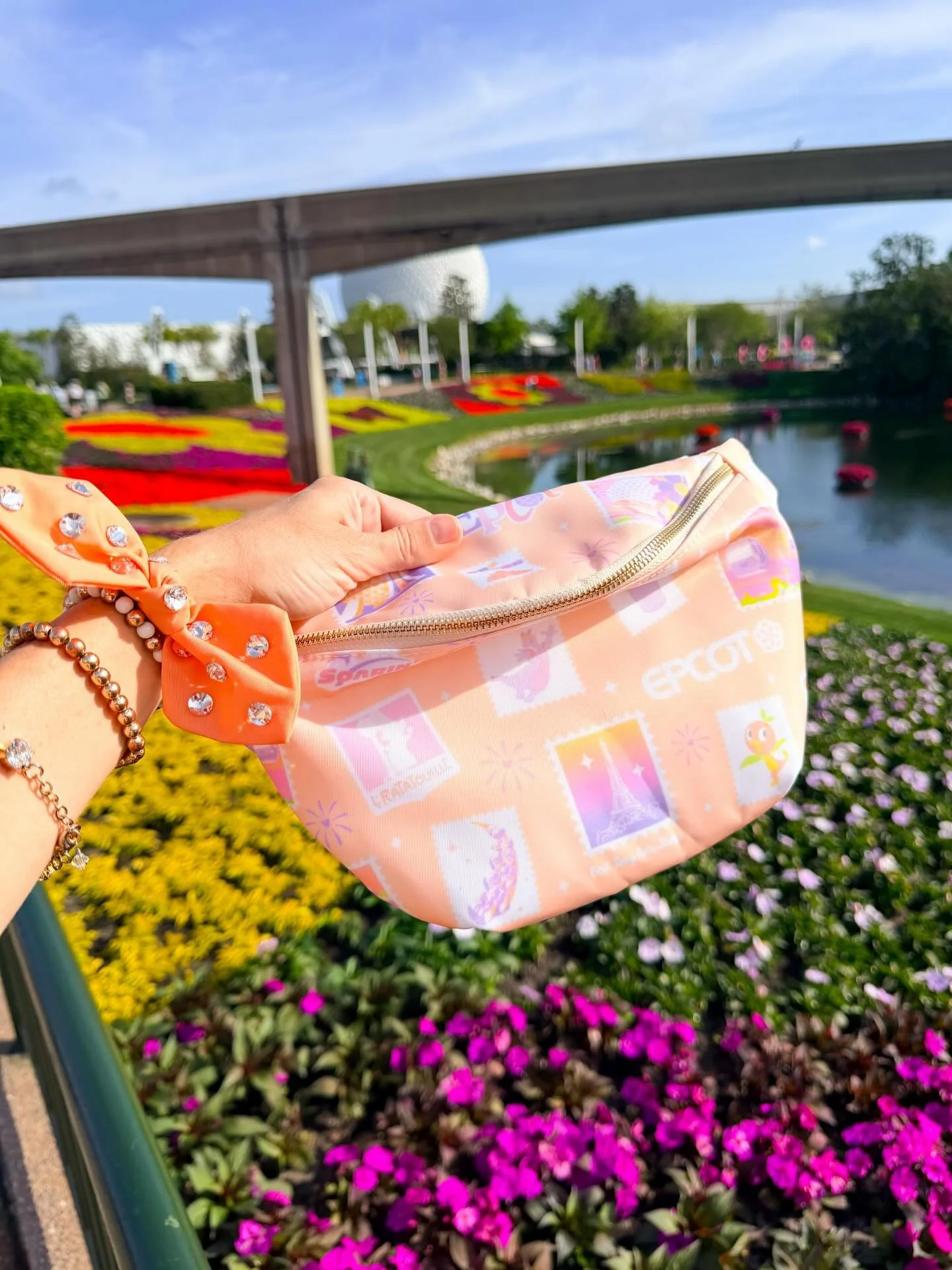I can&rsquo;t believe Epcot Flower and Garden Festival will be ending in less than a month. It&rsquo;s my favorite festival! I&rsquo;m so excited I got to visit one more time this week. I have so many Spring inspired bags that will be perfect for upc