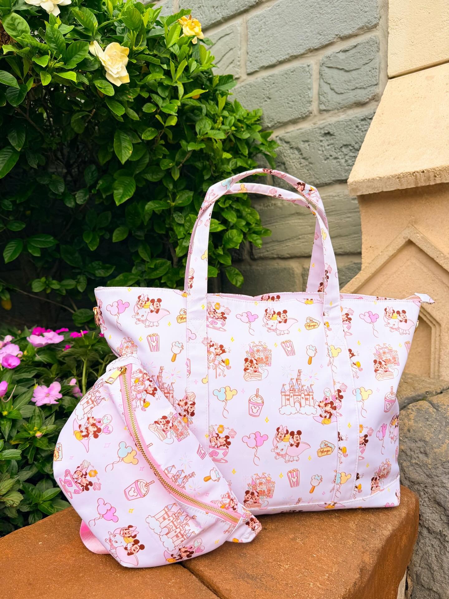 One of everyone&rsquo;s favorite prints is back and now also comes in a tote bag! Shop these new Castles and Carousels items now! ✨