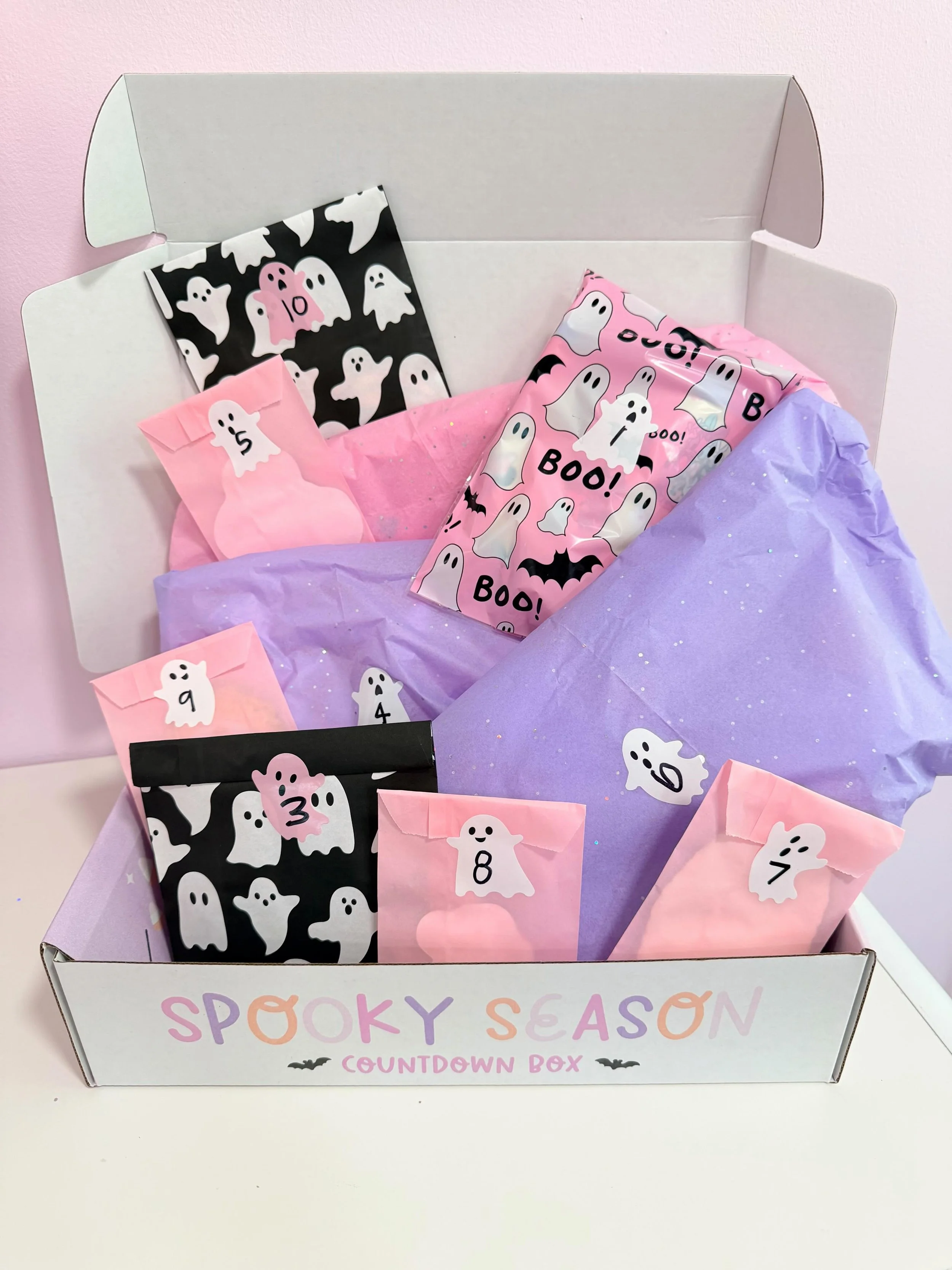 Spooky season countdown boxes are here! Remember our advent calendar boxes? Well, I decided we needed a Halloween version! These are a surprise box of goodies that are a mix of Halloween and non seasonal. Each one comes with a shirt, XL pouch, fanny 