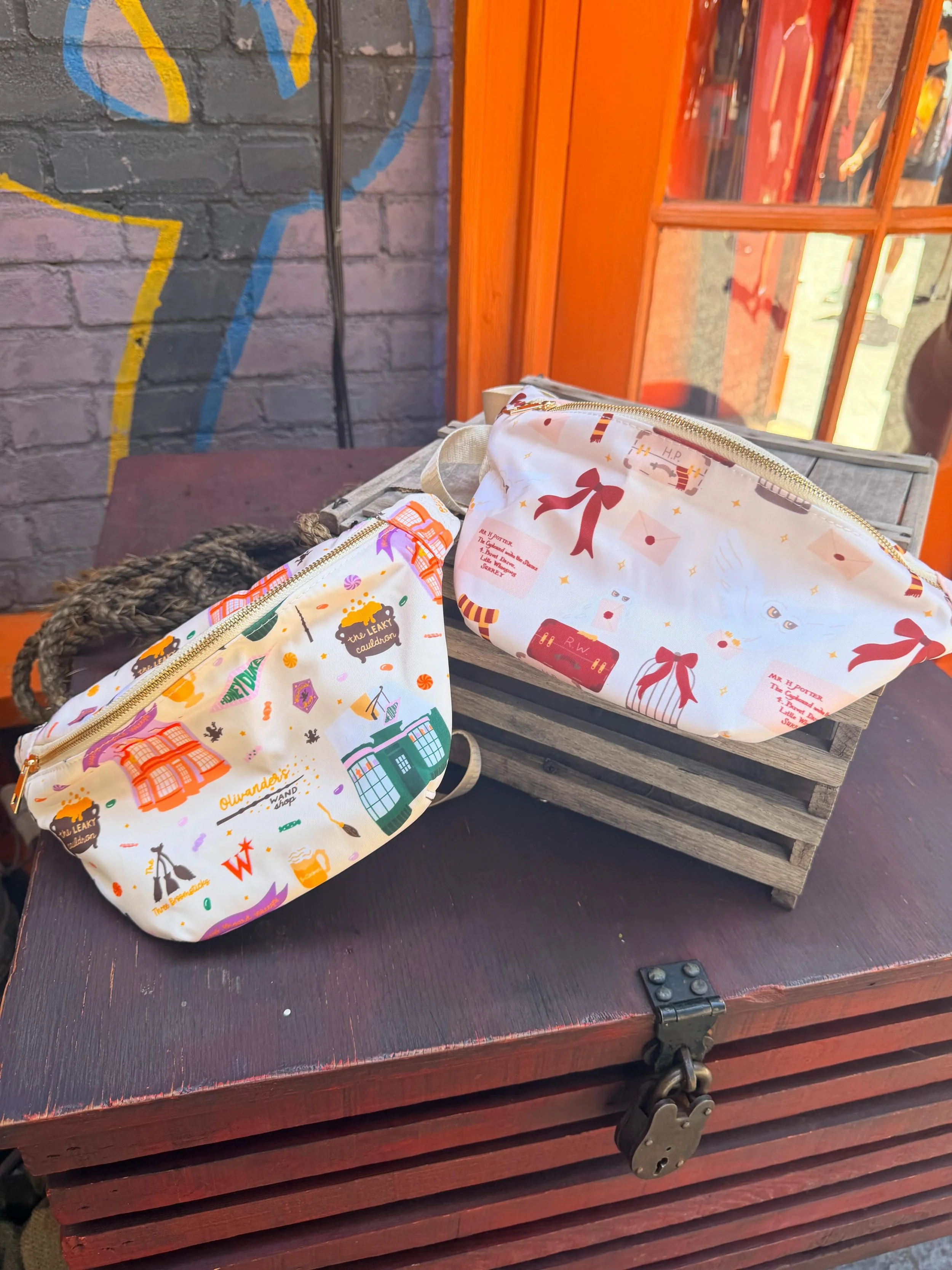 ✨✨We&rsquo;re celebrating back to Hogwart&rsquo;s Day with a new Harry Potter collection featuring 2 new printed fanny packs! I custom drew each of these prints and I&rsquo;m so excited to finally share them with you! @fortheloveofpixiedust also made