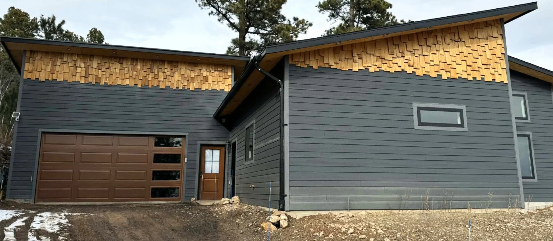 Exterior of The Overlook on Mountain View modern hillside vacation home in the Northern Black Hills near Deadwood