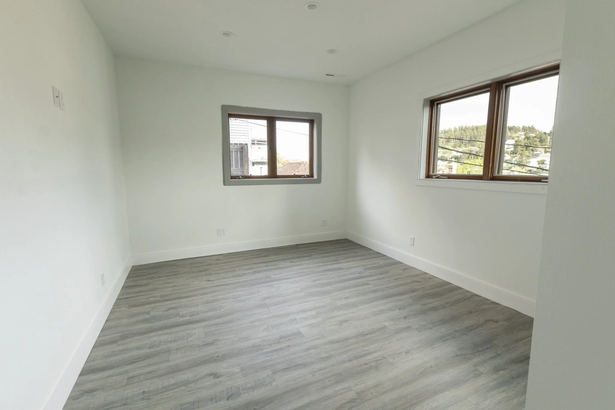 Third bedroom in a lead sd apartment rental