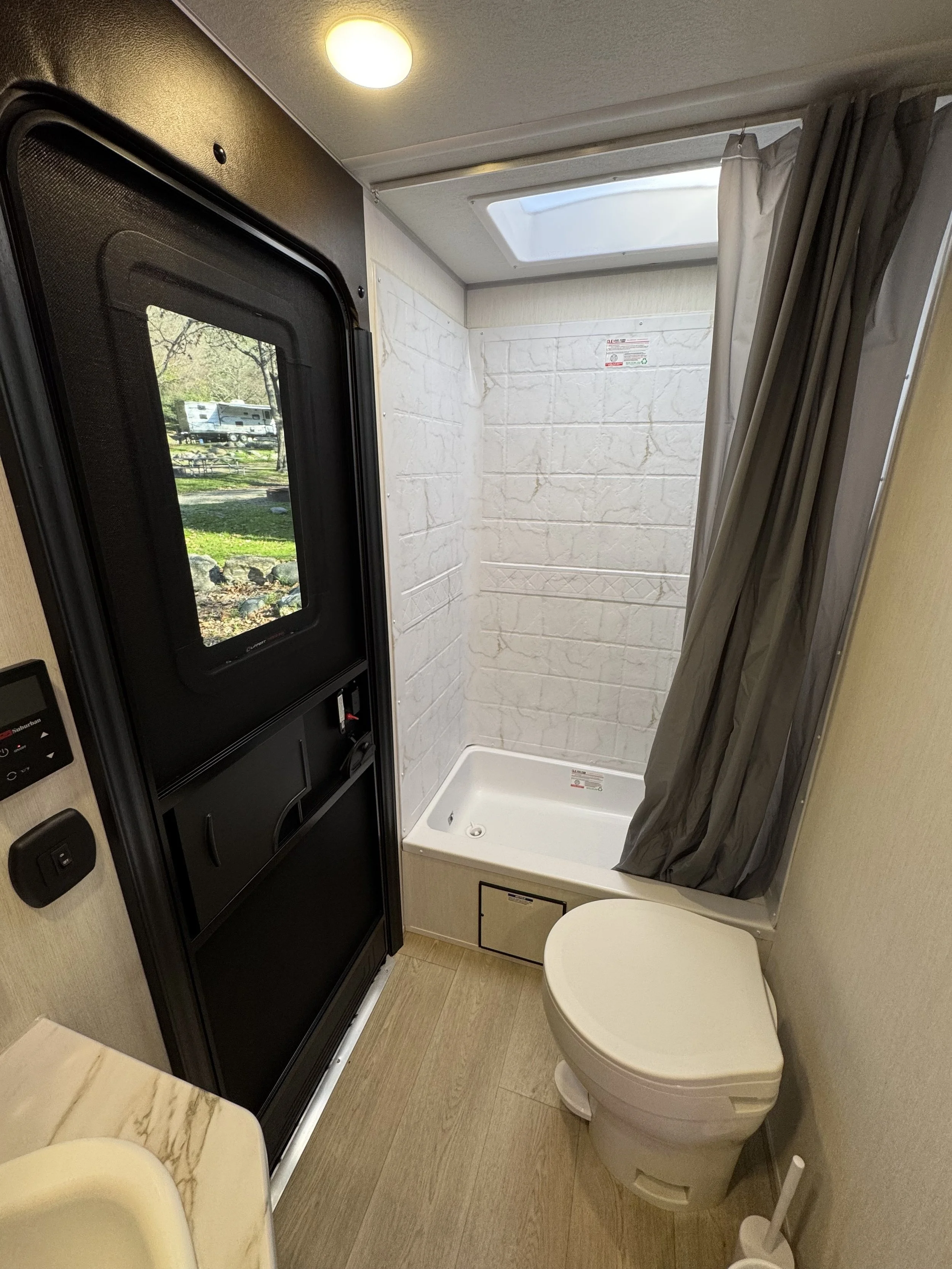 Bathroom (2) Cherokee.jpg