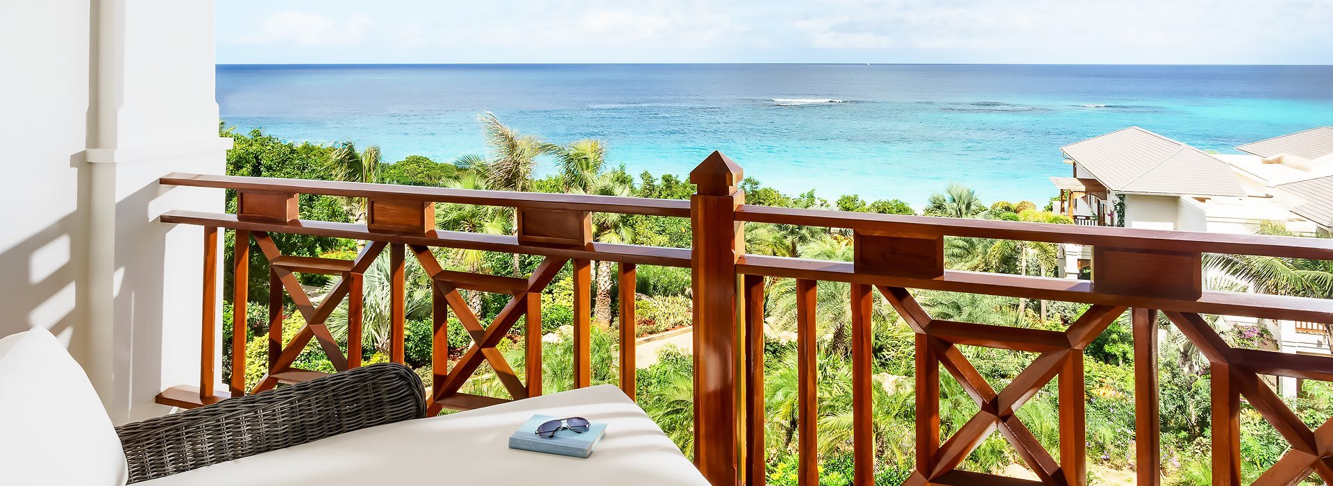 zemibeach-accomodations-header-img-5e9ef049b6cd2.jpg