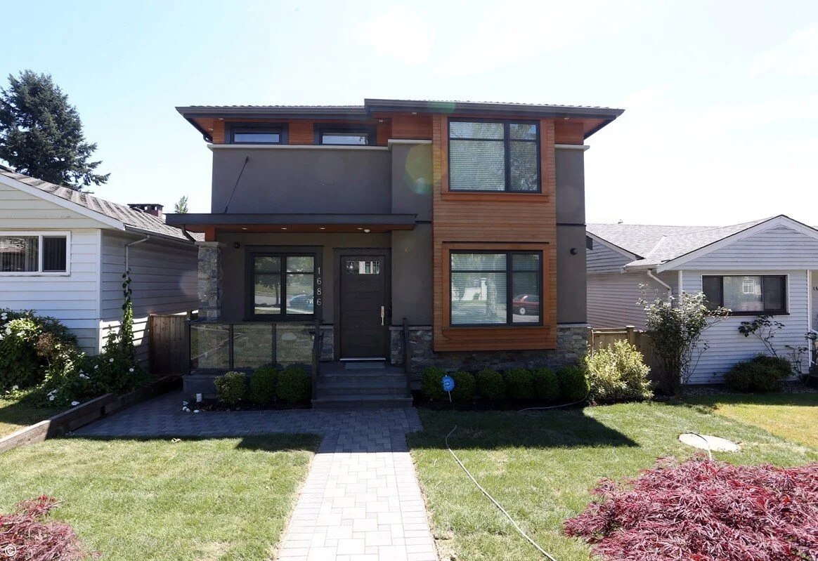 1686 E5601.jpg