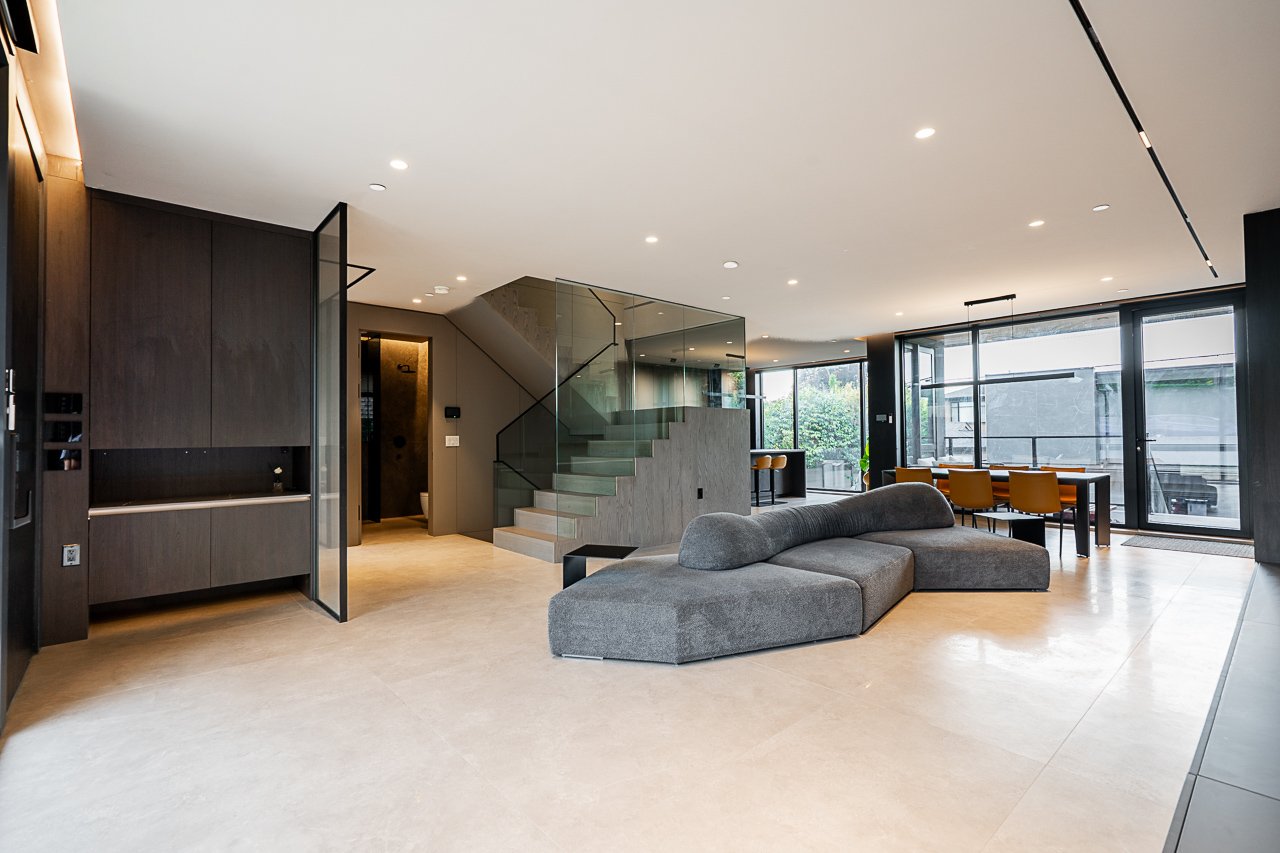 3077 West 21st Avenue Vancouver-7.jpg