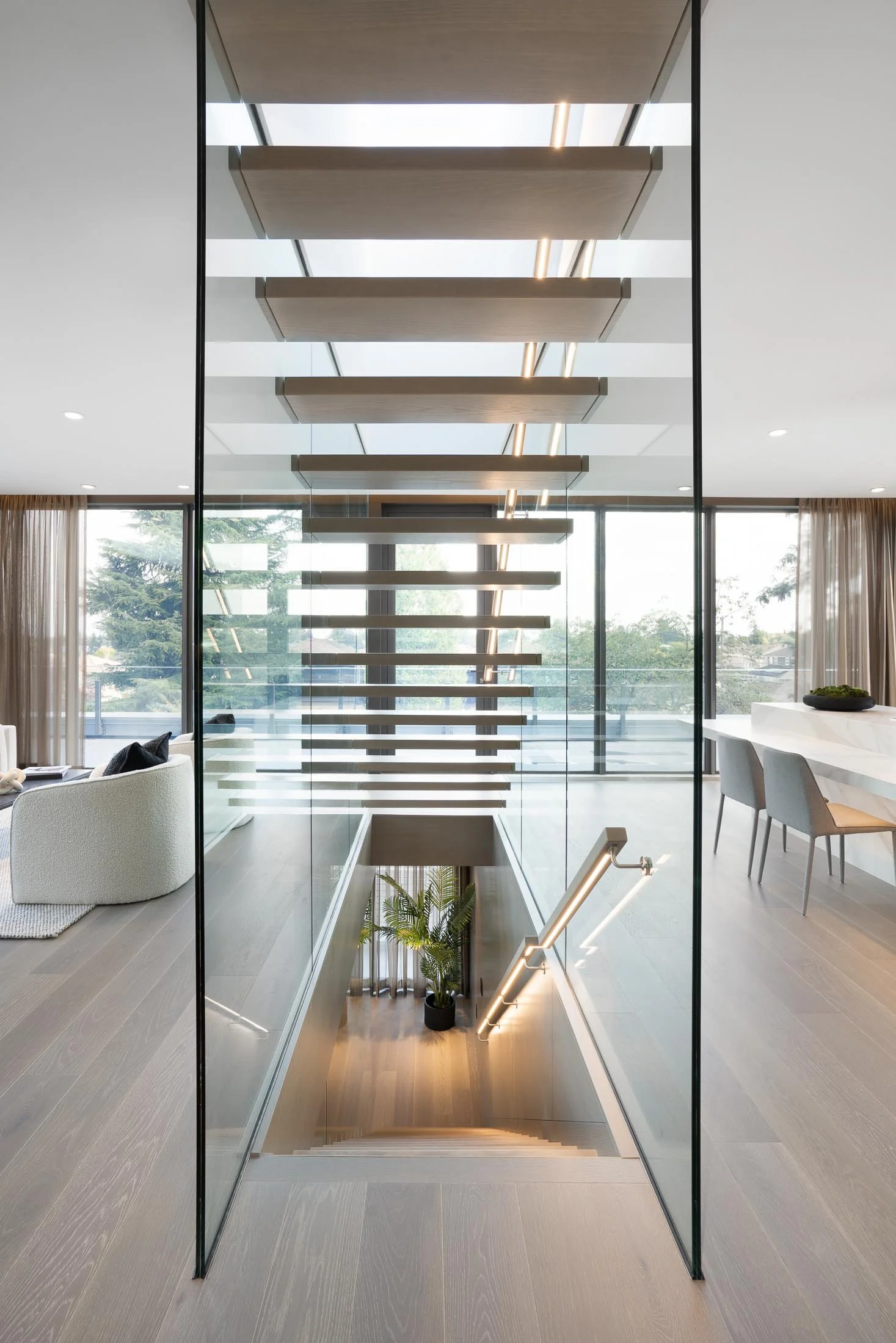 ELITE_PREMIUM_HOMES_406_W27th_AVE-14.jpg
