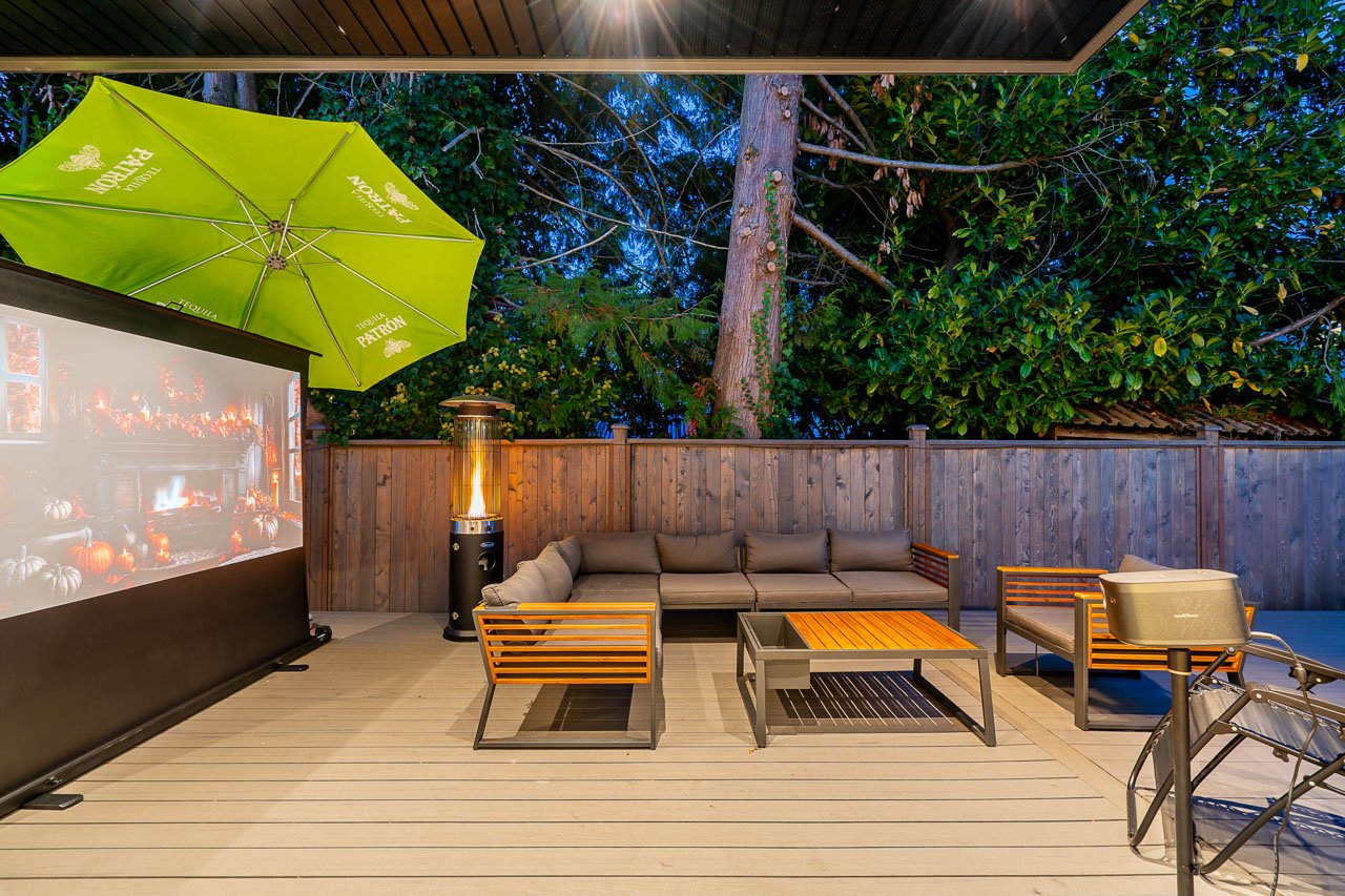 8511 Odlin Crescent Richmond-30.jpg